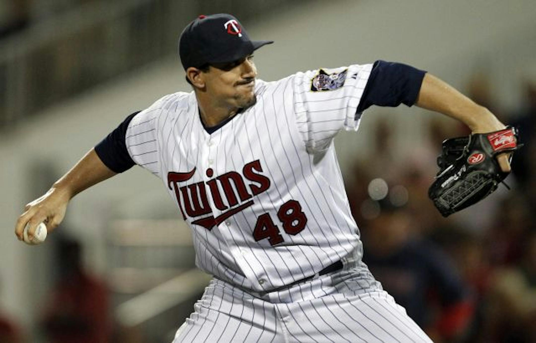 Twins righthander Carl Pavano