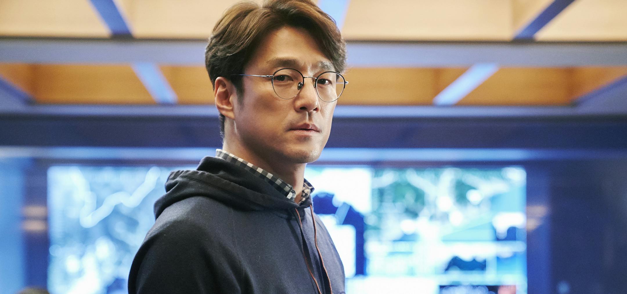 Designated Survivor: 60 Days; Ji Jin-hee looks troubled in first stills from Korean remake of 'Designated Survivor'
Netflix photo