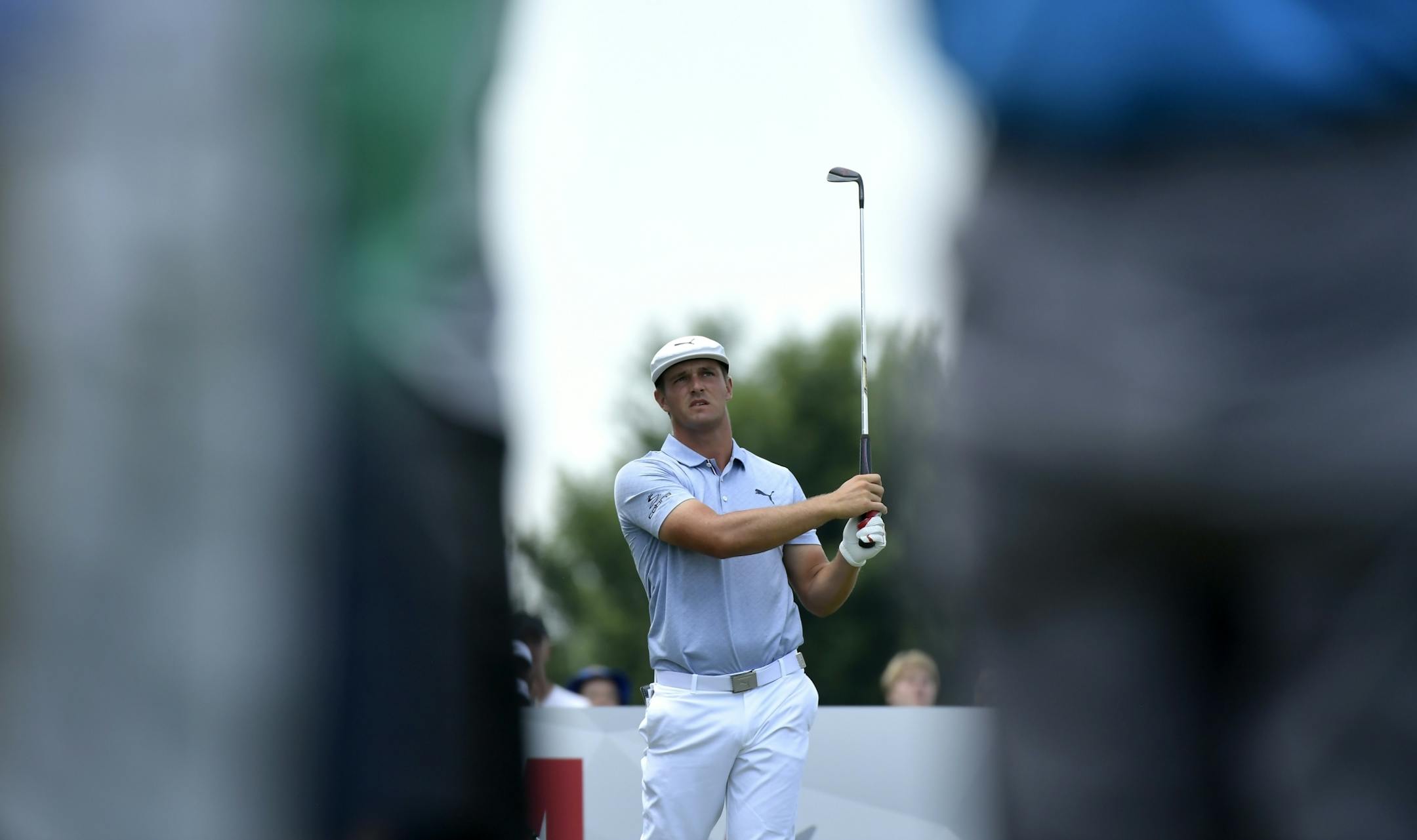 Bryson DeChambeau teed off on the 4th hole during the final day of the 3M Open at TPC Twin Cities.