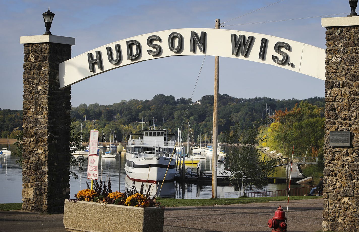 The Hudson Pier sign Friday, Sept. 26, 2014, in Hudson, WI.](DAVID JOLES/STARTRIBUNE)djoles@startribune.com Another in a monthly series highlighting day trips from the Twin Cities, places to eat , things to do and see