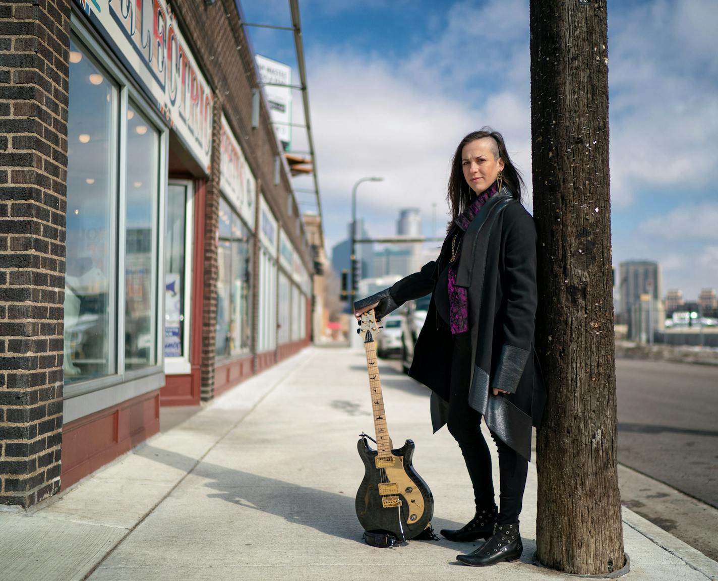 Guitarist Donna Grantis at Electric Fetus. ] GLEN STUBBE &#x2022; glen.stubbe@startribune.com Wednesday, March 20, 2019 Donna Grantis, Prince's former guitarist w 3rdEyeGirl. She is releasing her debut solo album, with party at the Dakota. She wants to do a photo shoot at the Electric Fetus. She will bring a guitar. This is a Variety cover lead story. Looking for a portrait. She is seven months pregnant, which will be part of the story.