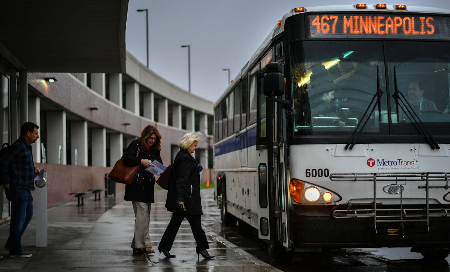 Members of the Minneapolis and St. Paul chambers of commerce offered leaflets to morning commuters at Kenrick Avenue Park-n-Ride in Lakeville, urging them to call their legislators about a proposed 40 percent reduction in transit funding. ] GLEN STUBBE &#xef; glen.stubbe@startribune.com Wednesday April 26, 2017 A local movement is afoot to combat proposed transit cuts by the Legislature. Beyond various transit advocacy groups, now both the Minneapolis and St. Paul chambers of commerce are steppi