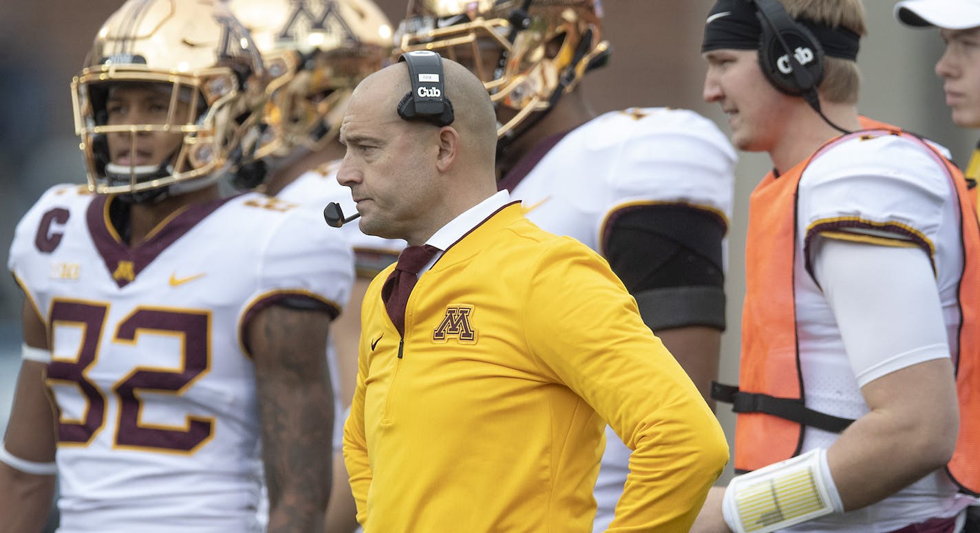 Minnesota's Head Coach P. J. Fleck showed his frustration on the sideline during the second quarter as the Gophers took on Illinois at Memorial Stadium, Saturday, November 3, 3018 in Champaign, IL. ] ELIZABETH FLORES &#xef; liz.flores@startribune.com