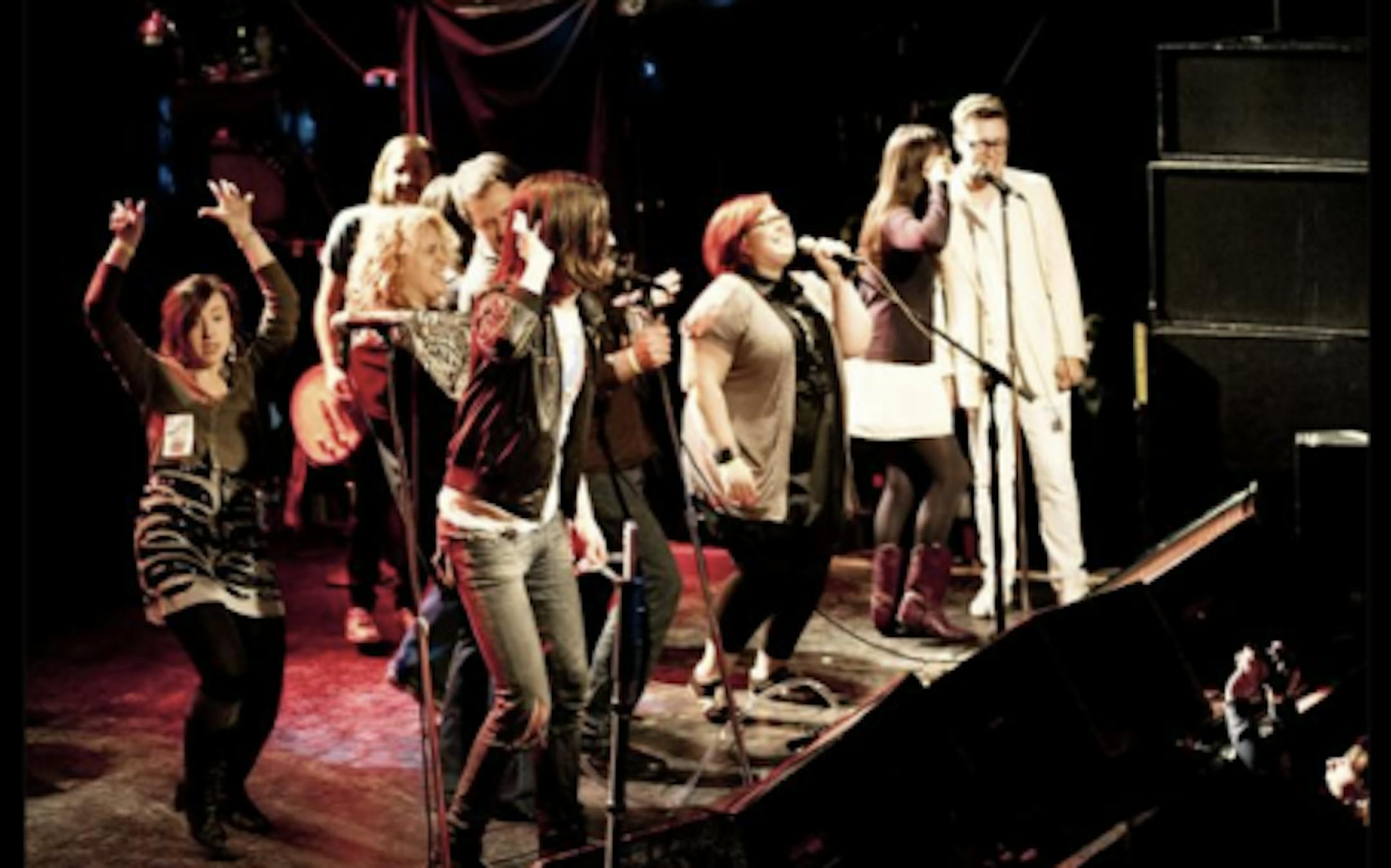 Free Energy and friends belt out "Funkytown" to close the evening. Photo by Leslie Plesser