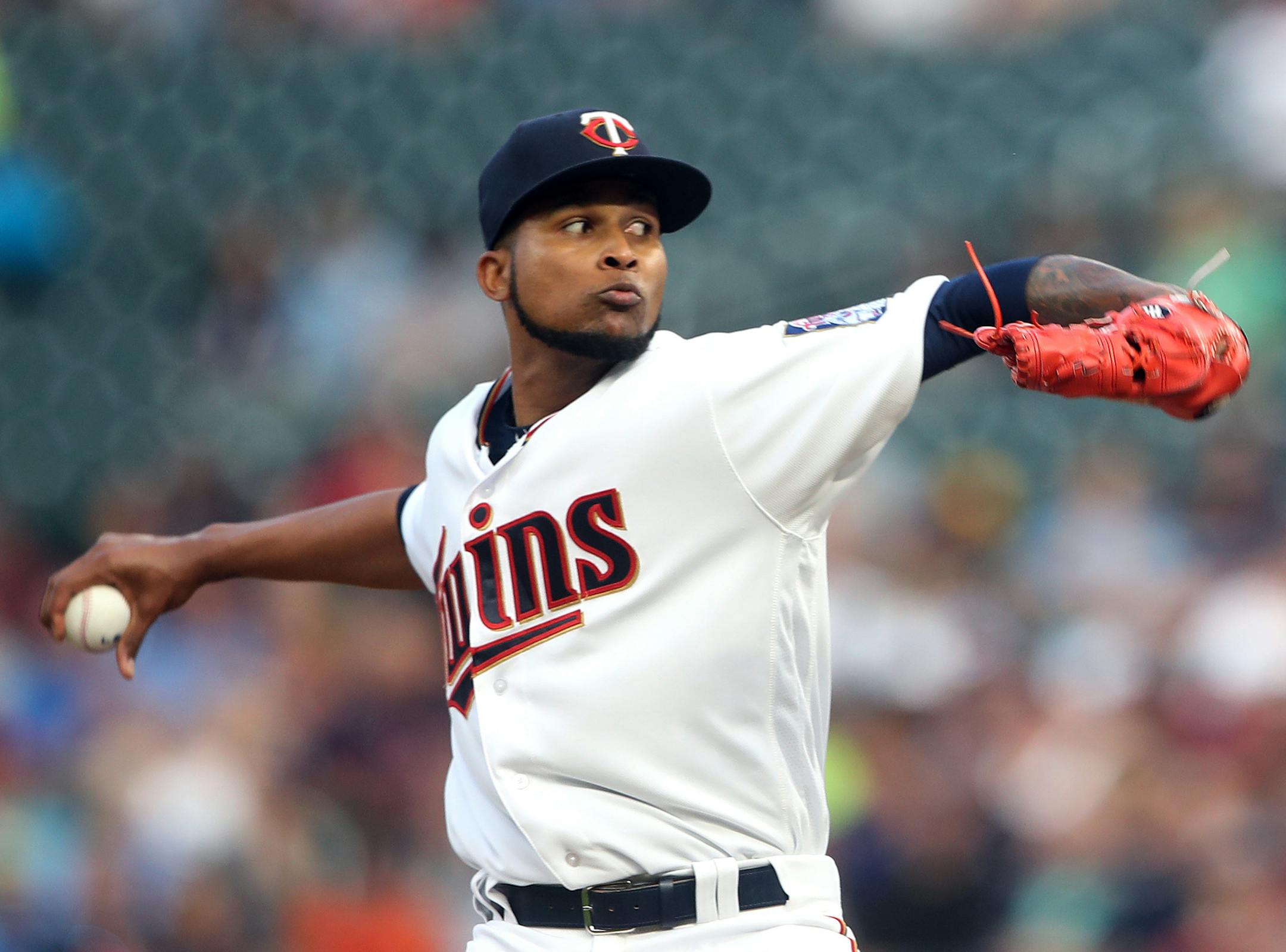 Minnesota Twins starting pitcher Ervin Santana