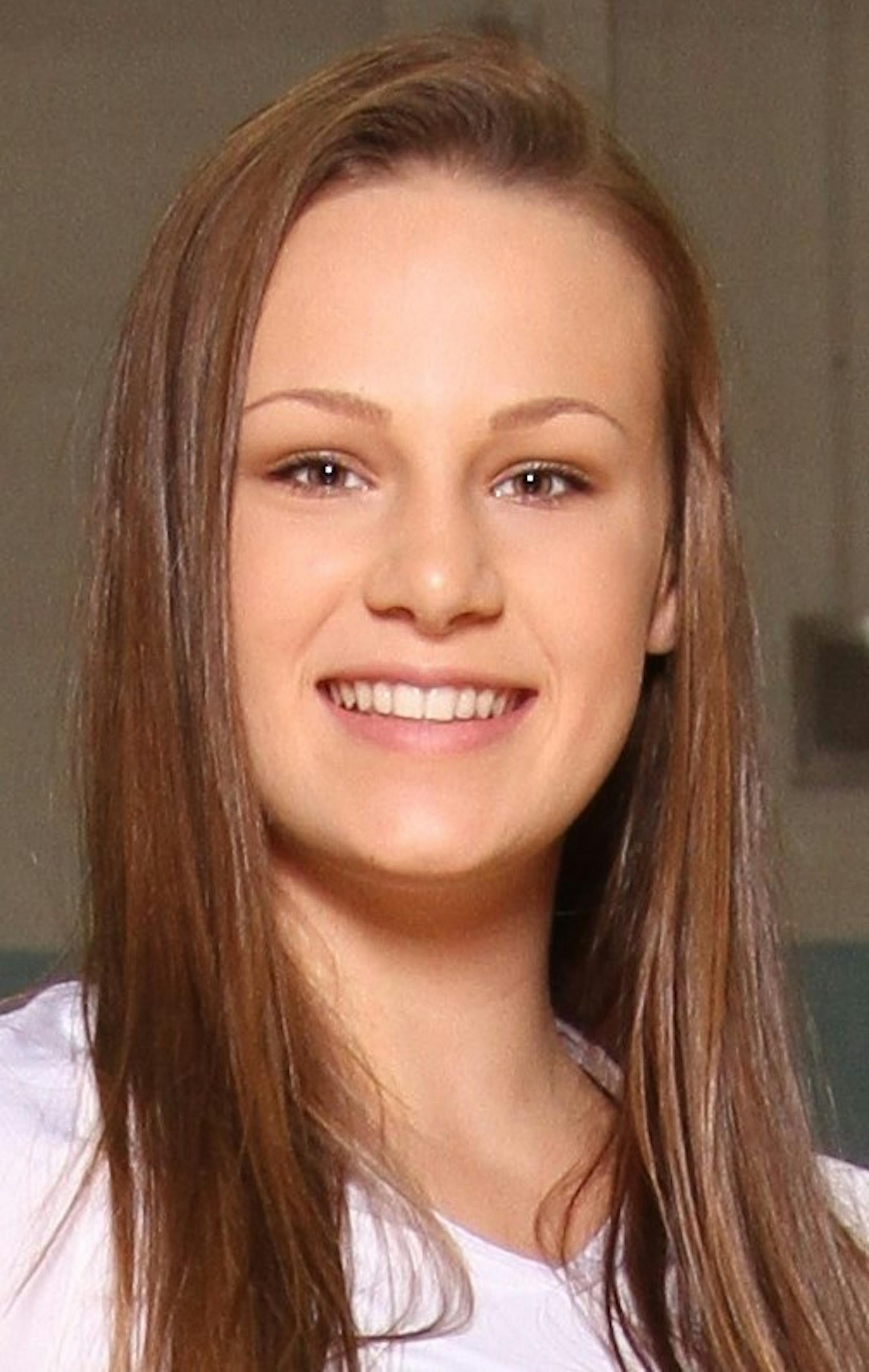 Laura Snyder, Blaine volleyball, jr., 2015-16