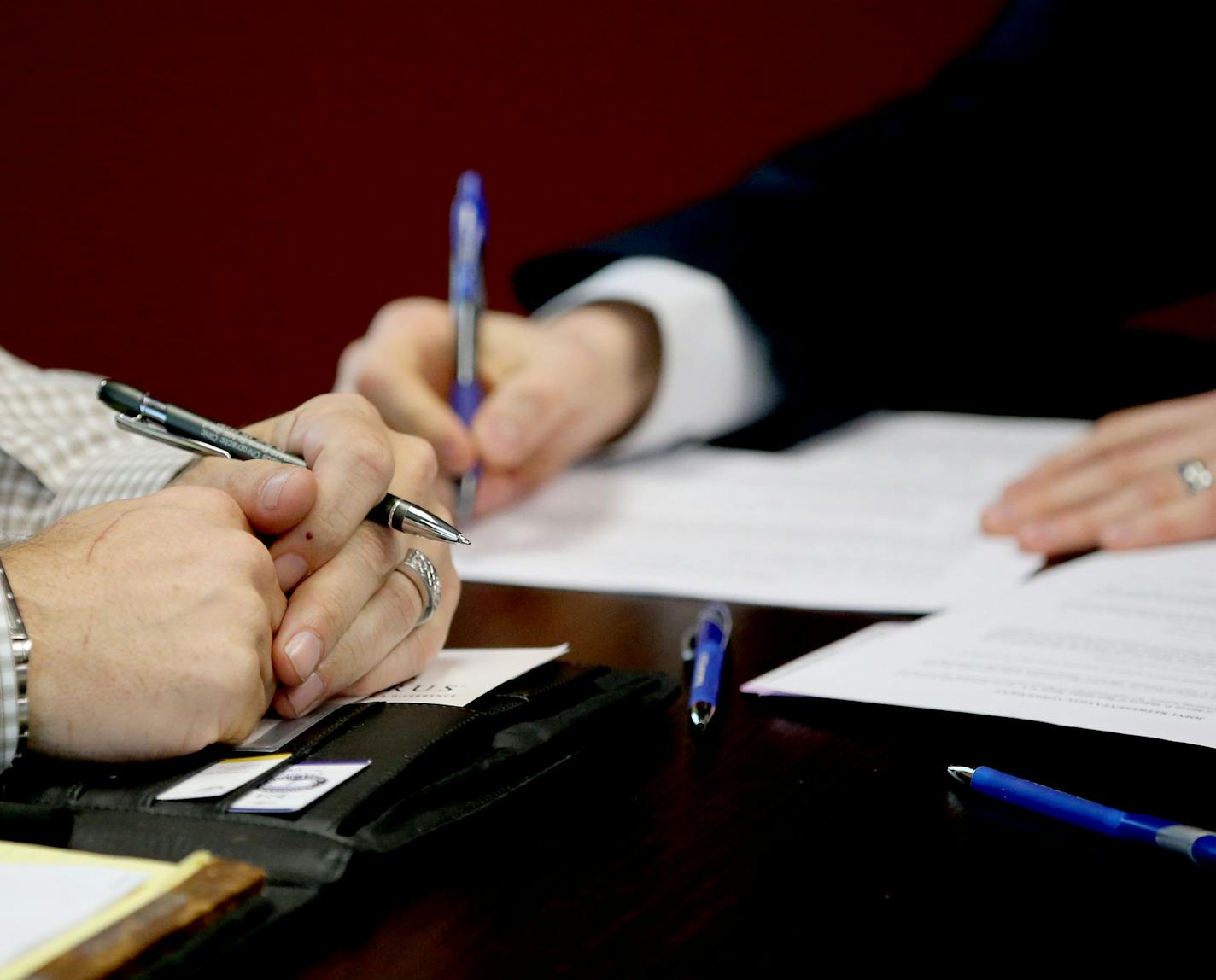 Attorney Steve Helseth, right, of Bolt Hoffer Boyd law firm met with estate planning client Dennis Bakken of Blaine, left, and his wife (who did not want to be pictured or identified) at the law office Thursday, May 5, 2016, in Anoka, MN.](DAVID JOLES/STARTRIBUNE)djoles@startribune.com If Prince, with a reported $300 million estate, didn't see the need for a will, what about us mere mortals? Do we really need a will? Could a handwritten note on a bar napkin prevent the state and feds from gettin