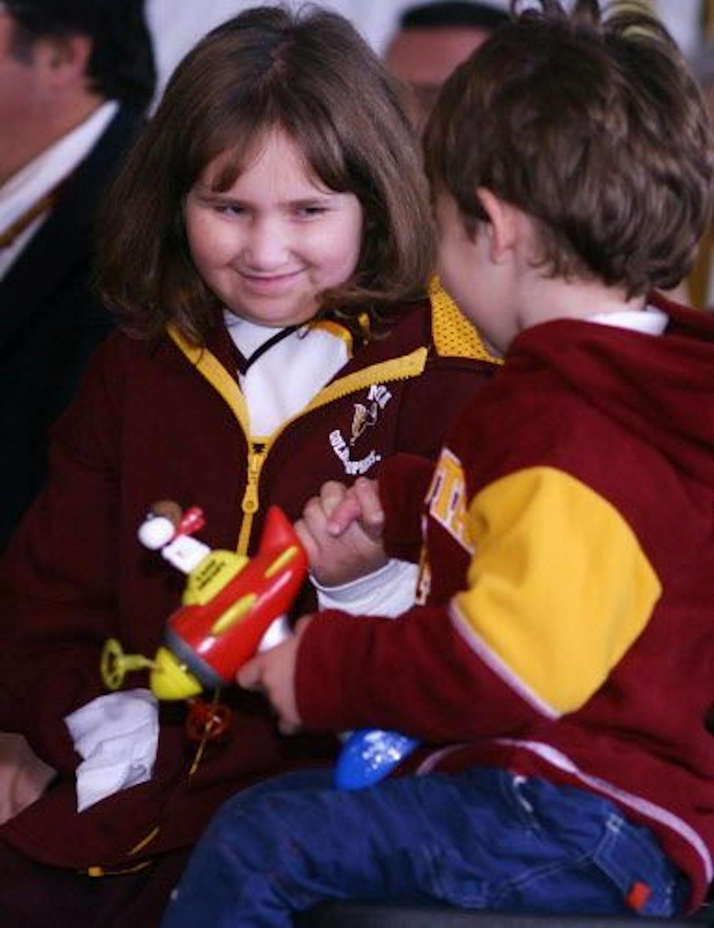 Minneapolis, MN;11/4/03:Left to right:During a groundbreaking ceremony for the Translational Research Facility at the U of M, Molly Nash,9, bonds with brother Adam,2. Molly Nash received some umbililical blood from her brother which saved her from a fatal genetic disease. GENERAL INFORMATION: Molly Nash received umbilical blood from brother Adam Nash,2.