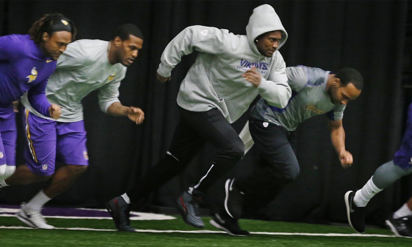 Receiver Cordarrelle Patterson (center) was among Vikings players who were at Winter Park for offseason workouts Monday April 27, 2015 in Eden Prairie, Minnesota. ] Jerry Holt/ Jerry.Holt@Startribune.com