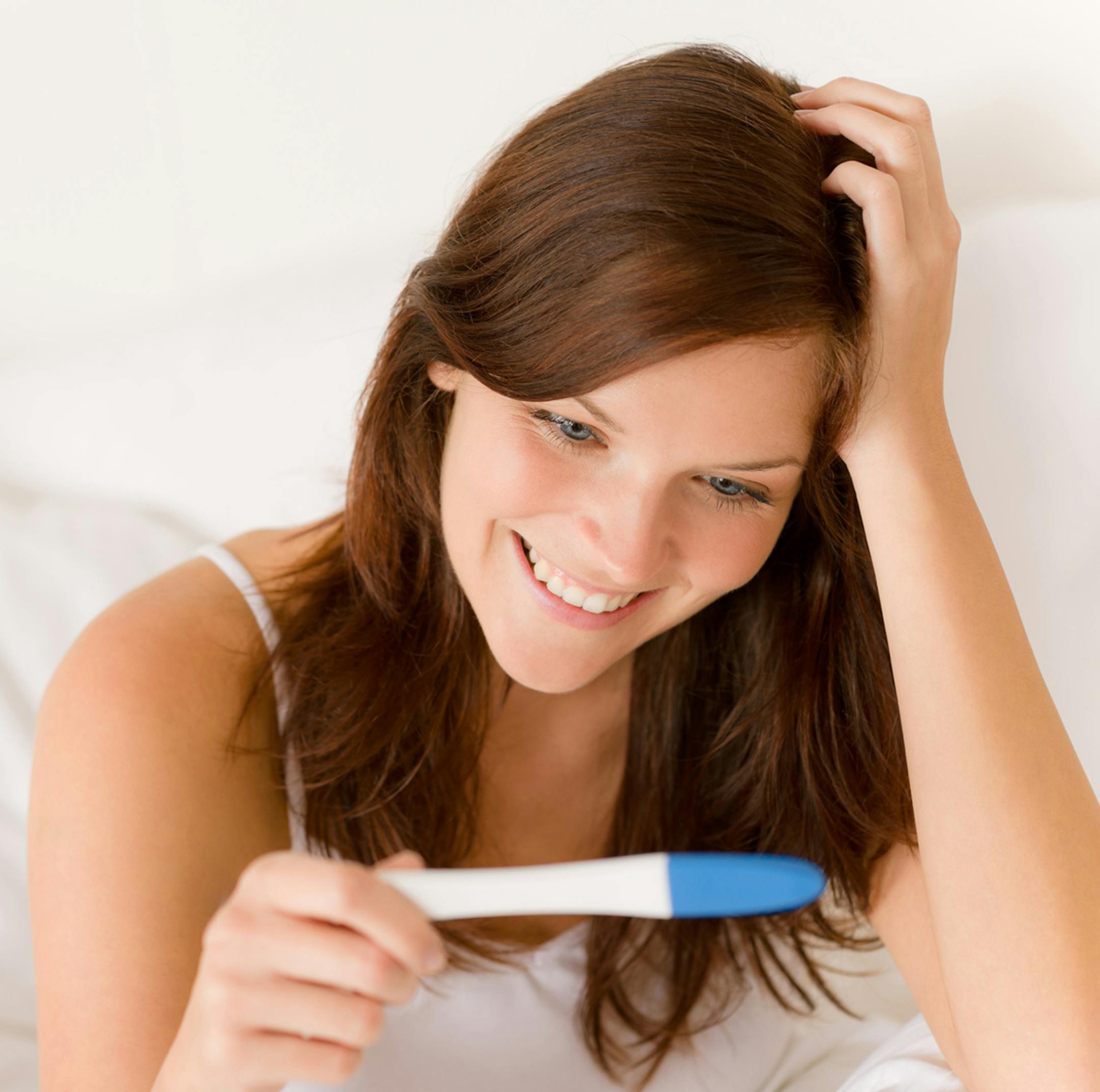 Women can improve their odds of conceiving by maintaining a well-balanced diet and not smoking. (Photo courtesy Fotolia/TNS) ORG XMIT: 1161482