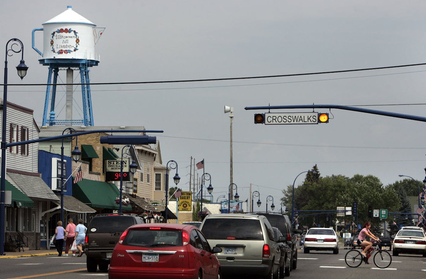 ELIZABETH FLORES &#xd4; eflores@startribune.com
Lindstrom, MN - July 25, 2006 - On Saturday, July 22, 2006, small town Lindstrom, MN, experienced it's first homicide in a 112-year history. Martin Carlson, 25, was shot in the head allegedly by 46-year-old Craig Fleming. Lindstrom's population stands at 3,000.