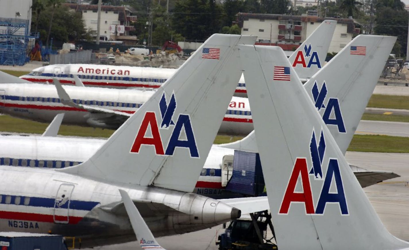 American Airlines jets