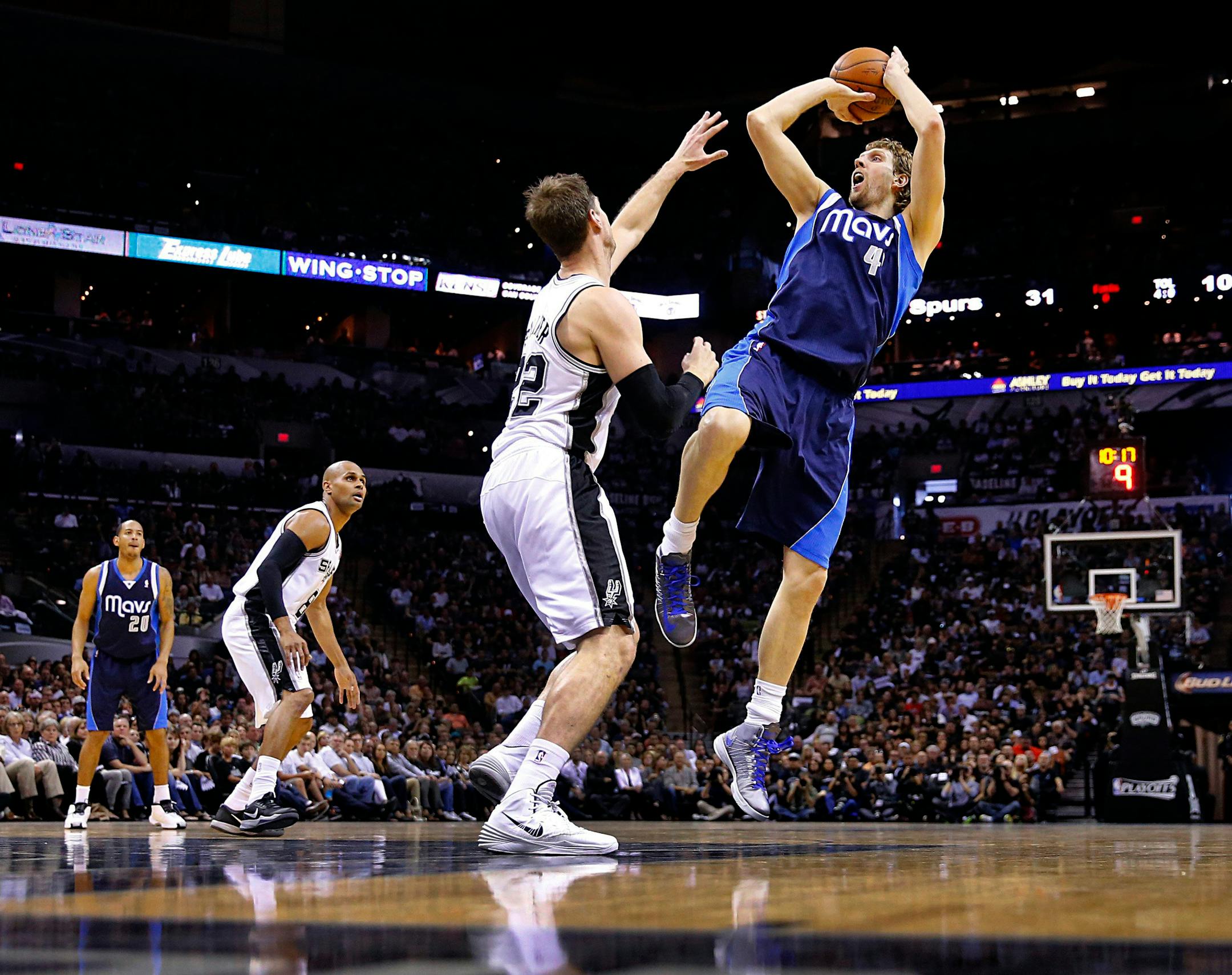 Dirk Nowitzki made the one-footed, fadeaway jumper his signature move. Nowitzki, who has played 20 years with the Mavs, might be playing at Target Center for the last time Sunday.