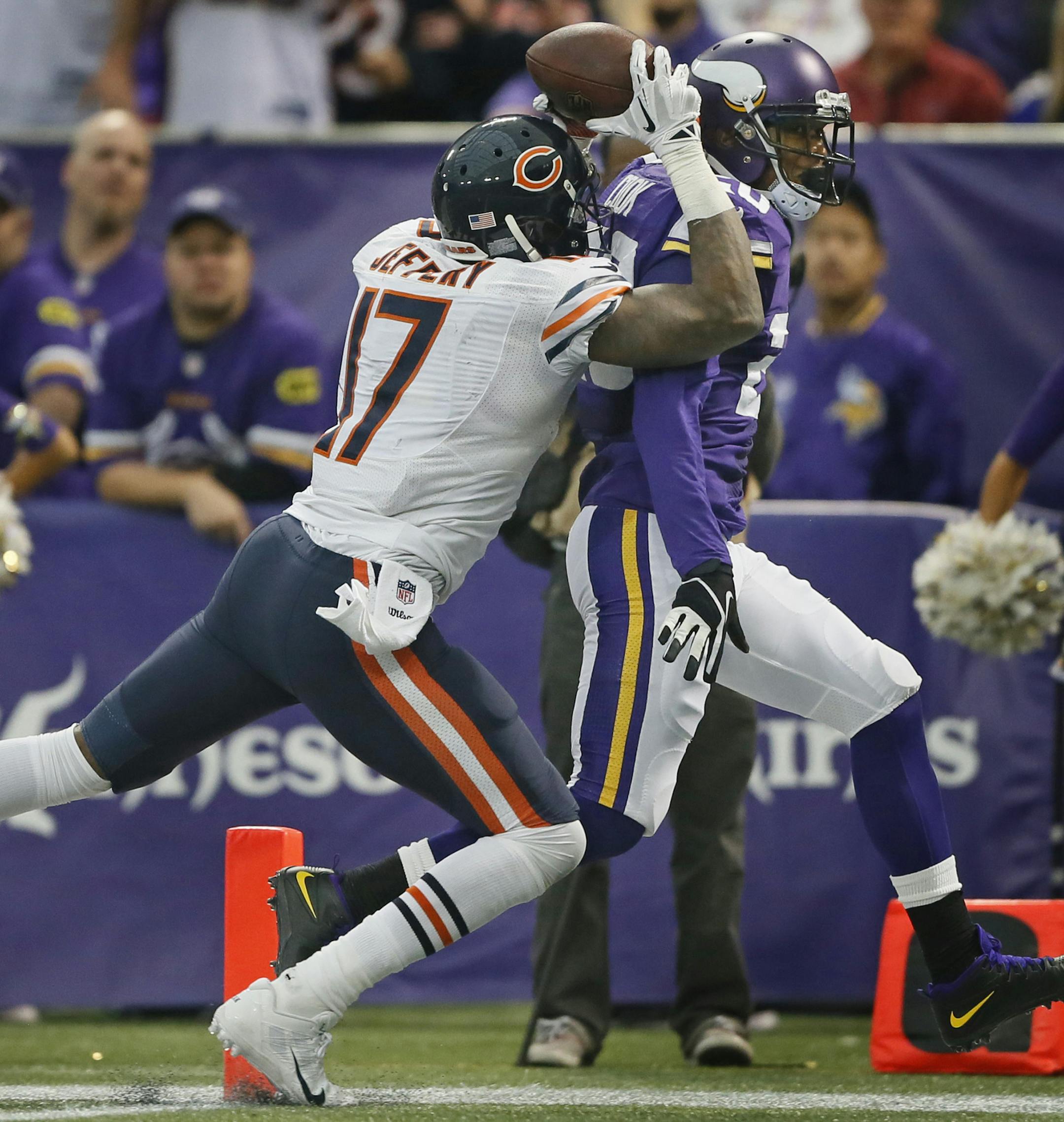 Bears wide receiver Alshon Jeffery (17) pulled down a 46 yard touchdown pass in the third quarter over Vikings cornerback Chris Cook (20) during NFL action between the Minnesota Vikings and the the Chicago Bears at Mall of America Field Sunday December 01, 2013 in Minneapolis , MN . Cooked was ejected for contacting an official on the play Minnesota beat Chicago 23-20 in overtime. ] JERRY HOLT ‚Ä¢ jerry.holt@startribune.com