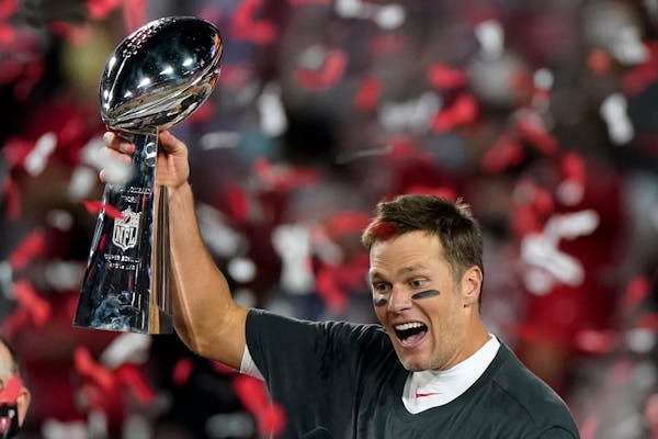 Brady and hungry Bucs kick off quest to repeat as Super Bowl champs