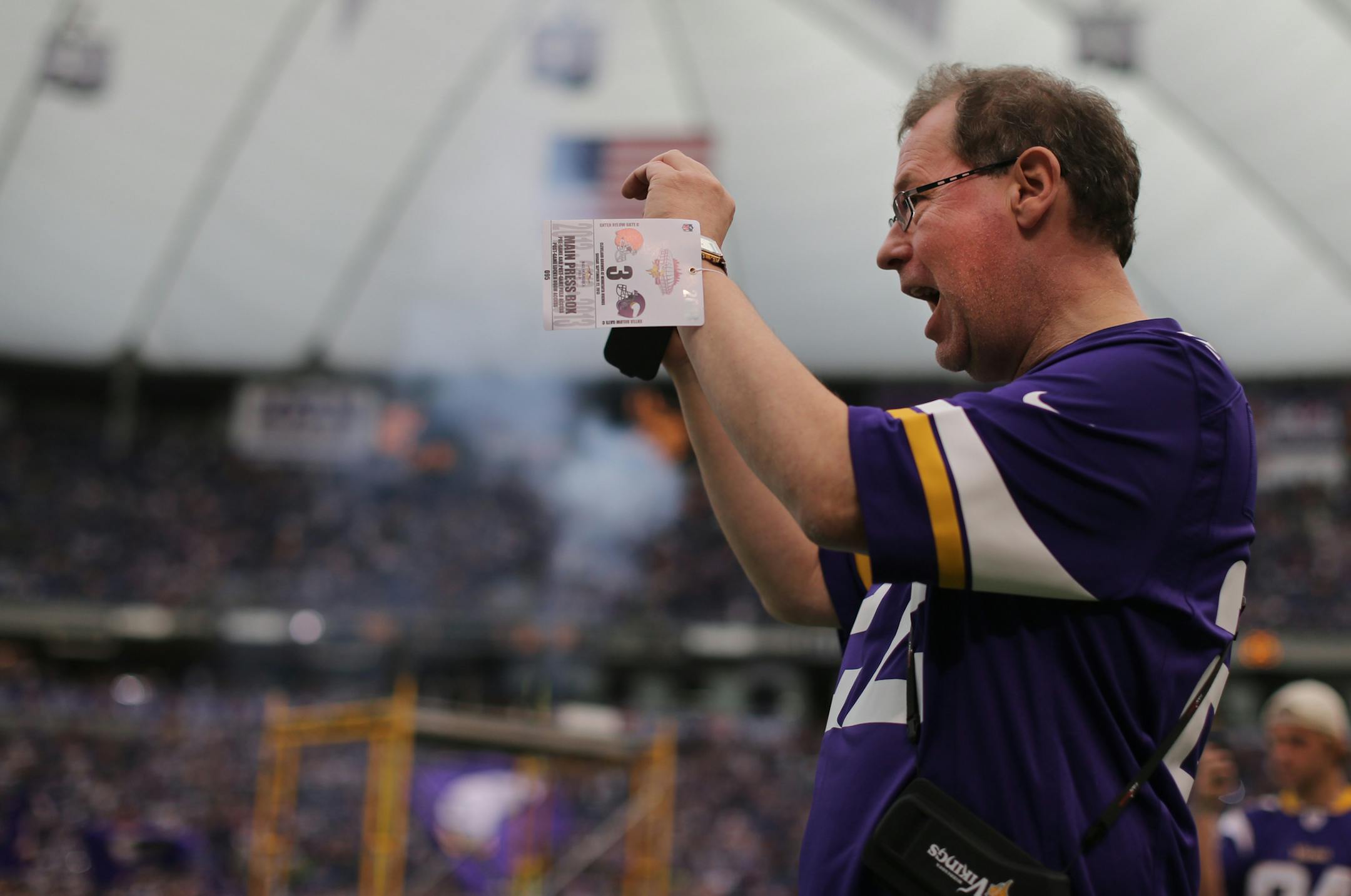 Geoff Reader, a season ticket holder for 15 years, watched the Vikings take the field against the Cleveland Browns. He lives in the United Kingdom and travels to Mall of America Field to watch the Vikings play. ] Minnesota Vikings and Cleveland Browns - Mall of America Field MCKENNA EWEN · mckenna.ewen@startribune.com Minneapolis, Minn. - 09/08/2013