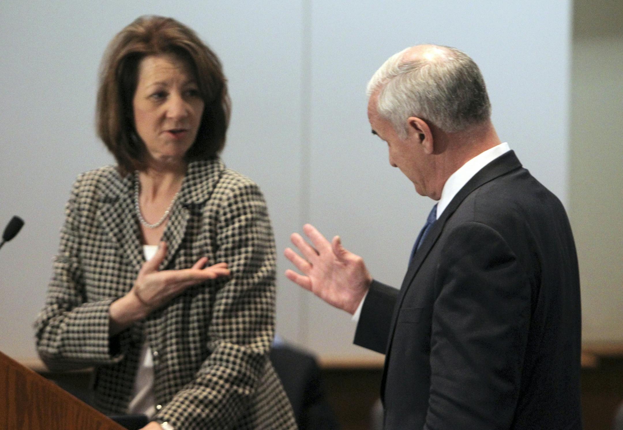 Lucinda Jesson, left, and Gov. Mark Dayton.