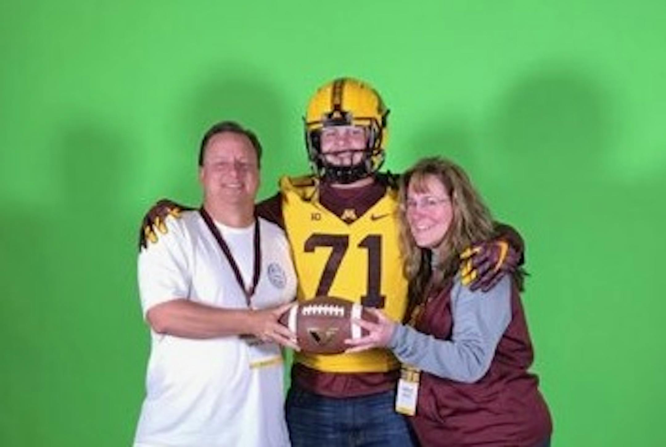 Ben Davis shown in a Gophers uniform.