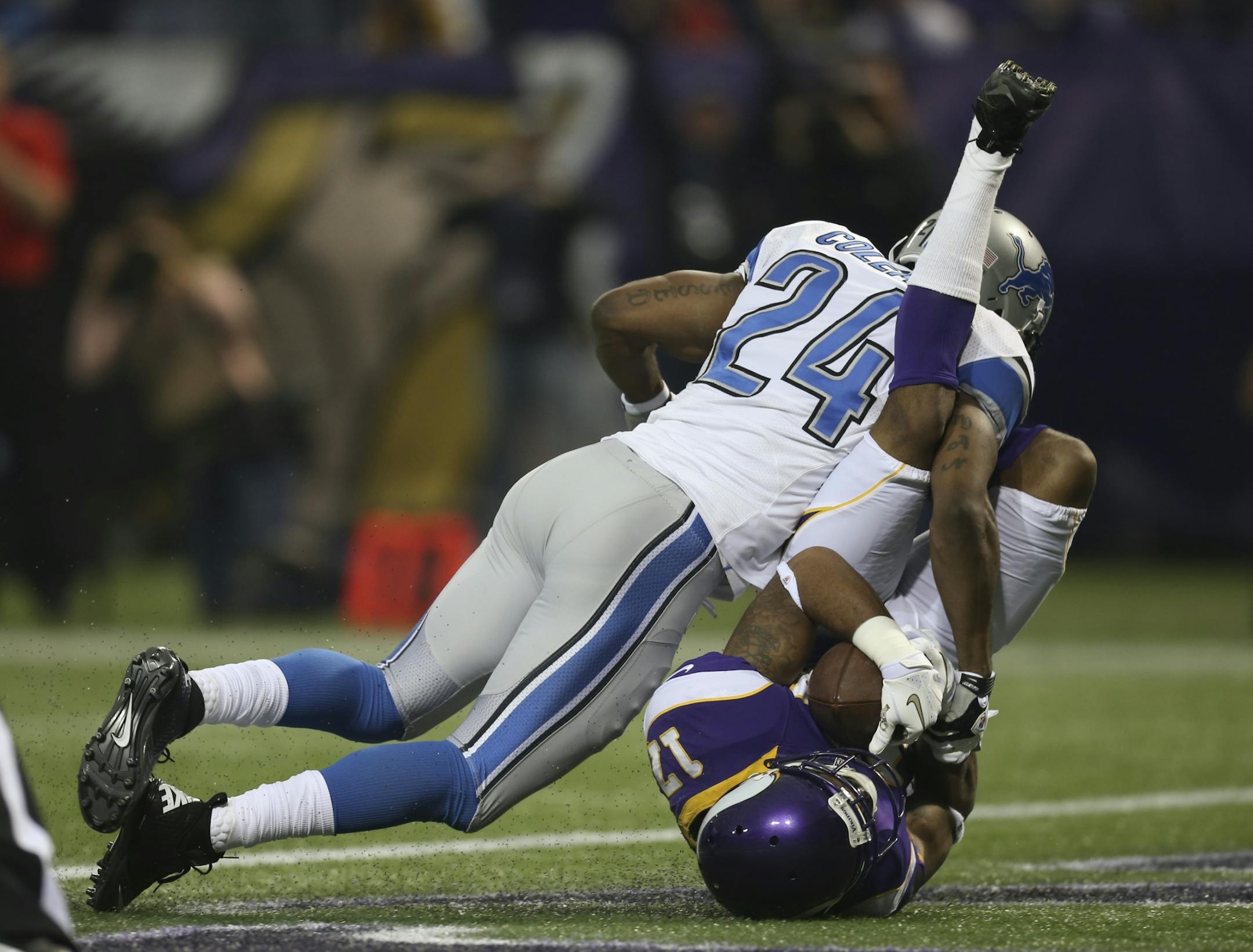 Jarius Wright, a rookie fourth-round draft pick out of Arkansas, ran a deep post route and hauled in a 54-yard pass from Christian Ponder on the second regular-season snap of his career. Wright just missed scoring his first touchdown on the play. Turned out he would get another chance.