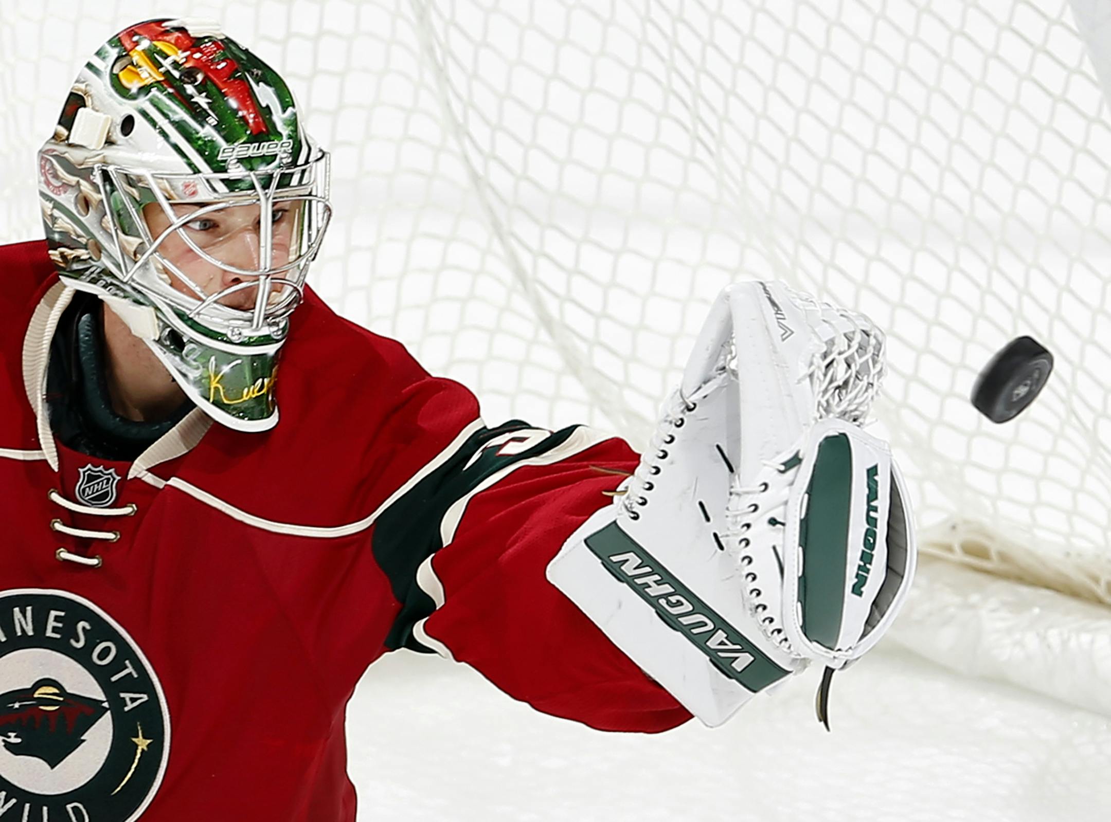 Minnesota Wild goalie Darcy Kuemper (35) made a save in the third period.