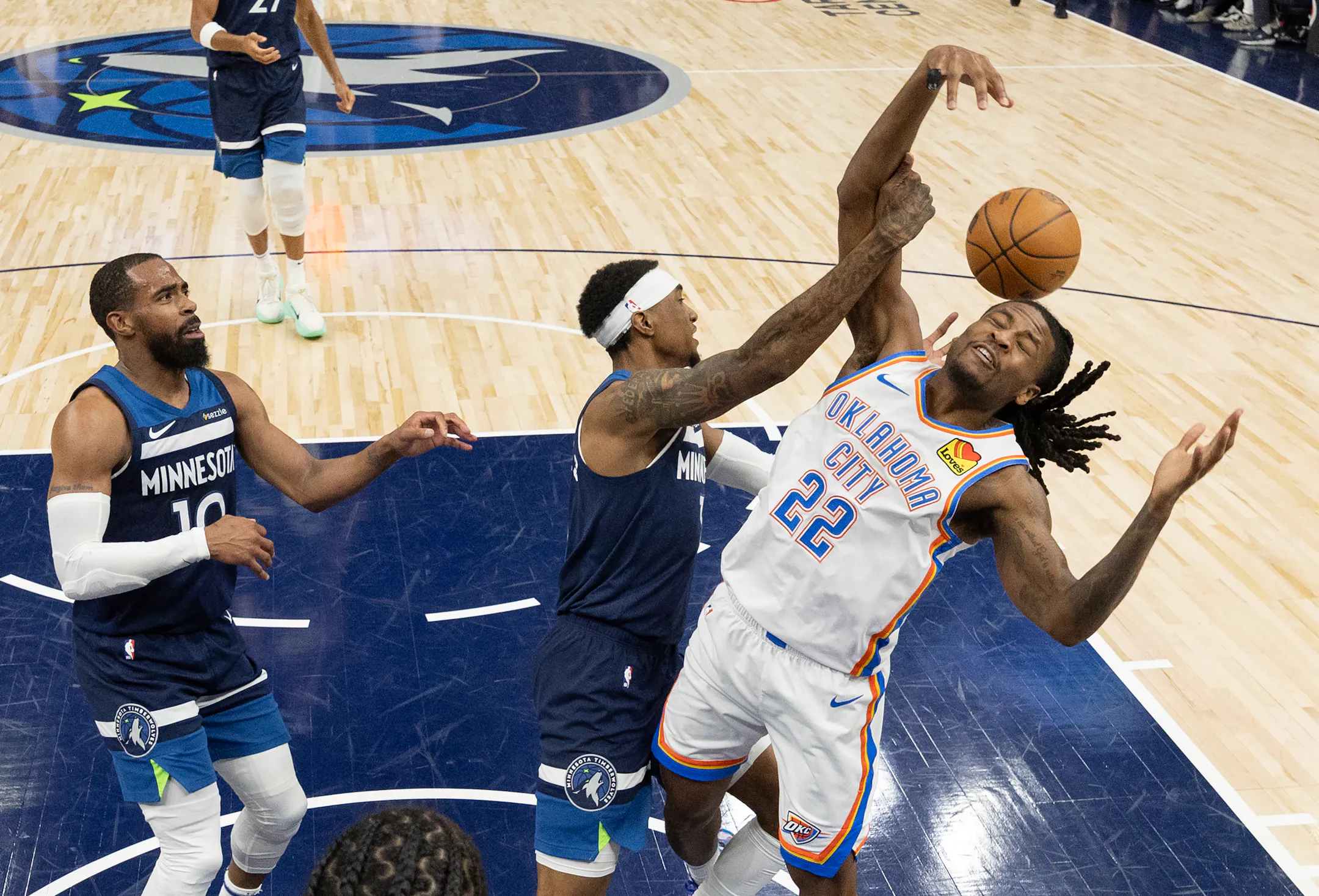 Timberwolves defense fails in Game 4 loss to Thunder