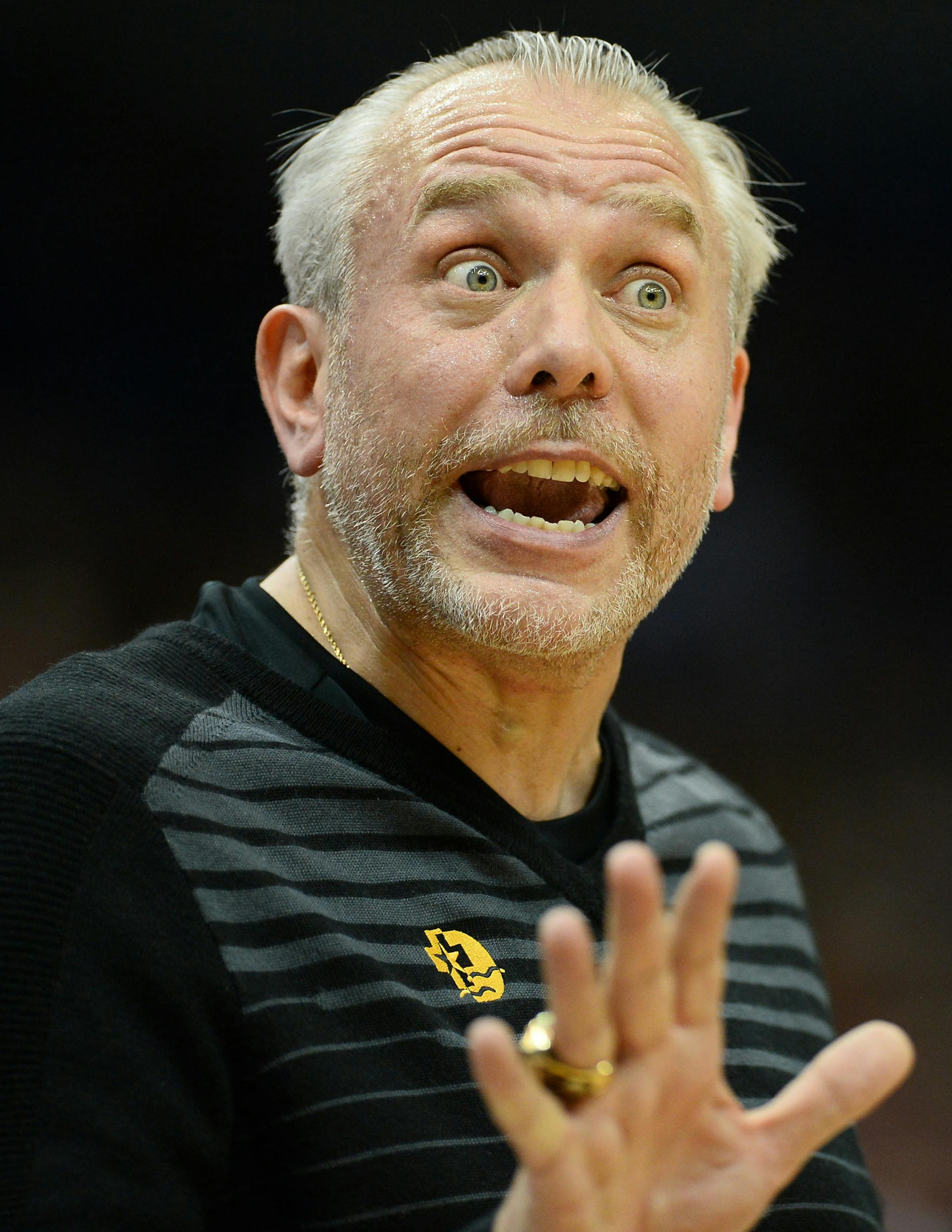 DeLaSalle head coach Dave Thorson argued with officials for a foul call late in the first half Saturday. ] (AARON LAVINSKY/STAR TRIBUNE) aaron.lavinsky@startribune.com DeLaSalle played Fergus Falls in the Class 3A boys’ basketball championship game on Saturday, March 12, 2016 at Target Center in Minneapolis, Minn.