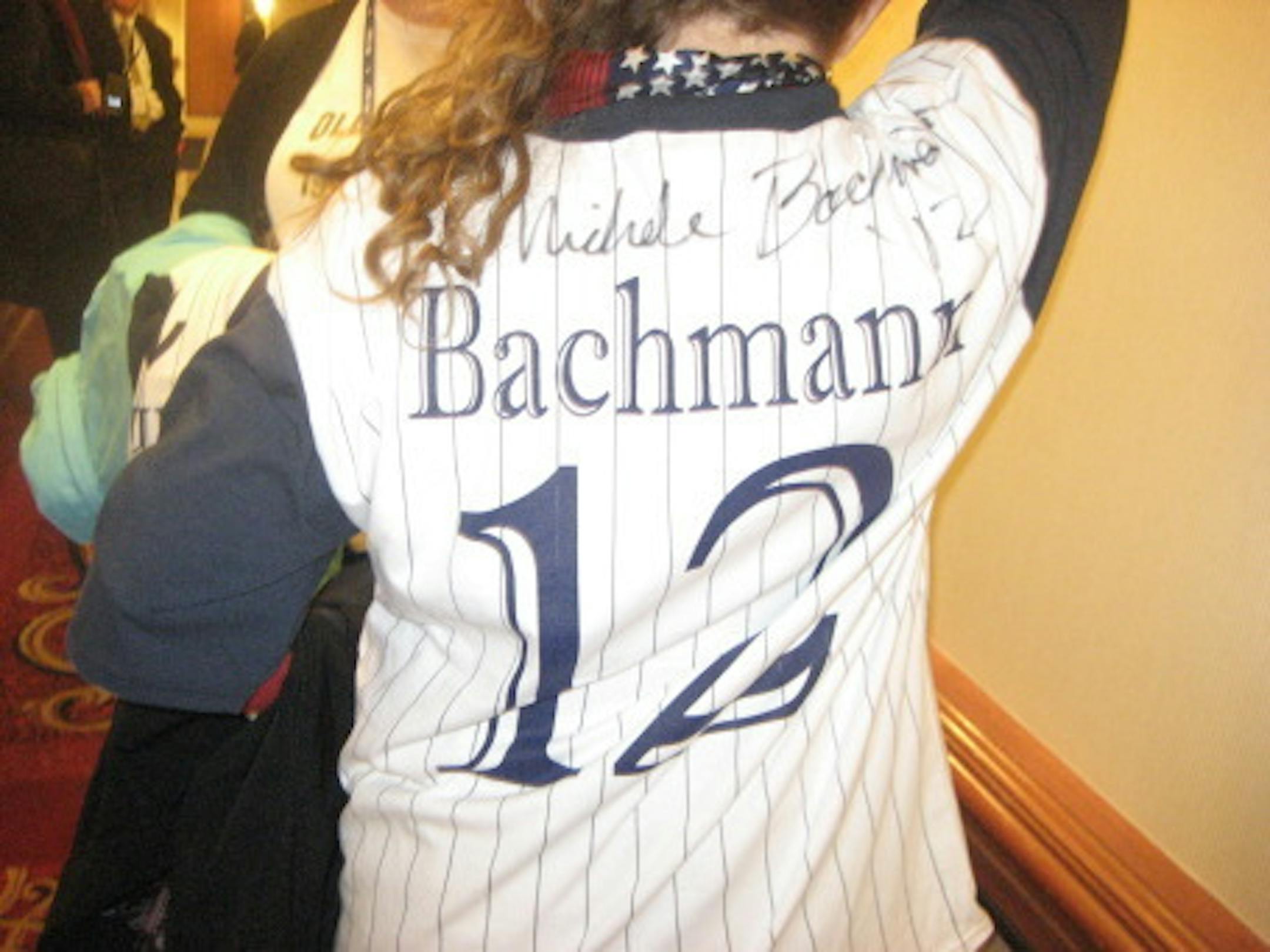 Tyler got her shirt autographed, too.