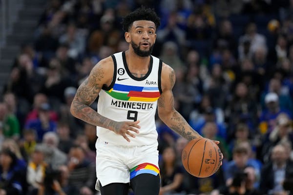 Alexander-Walker goes from trade add-on to Game 4 hero for Wolves