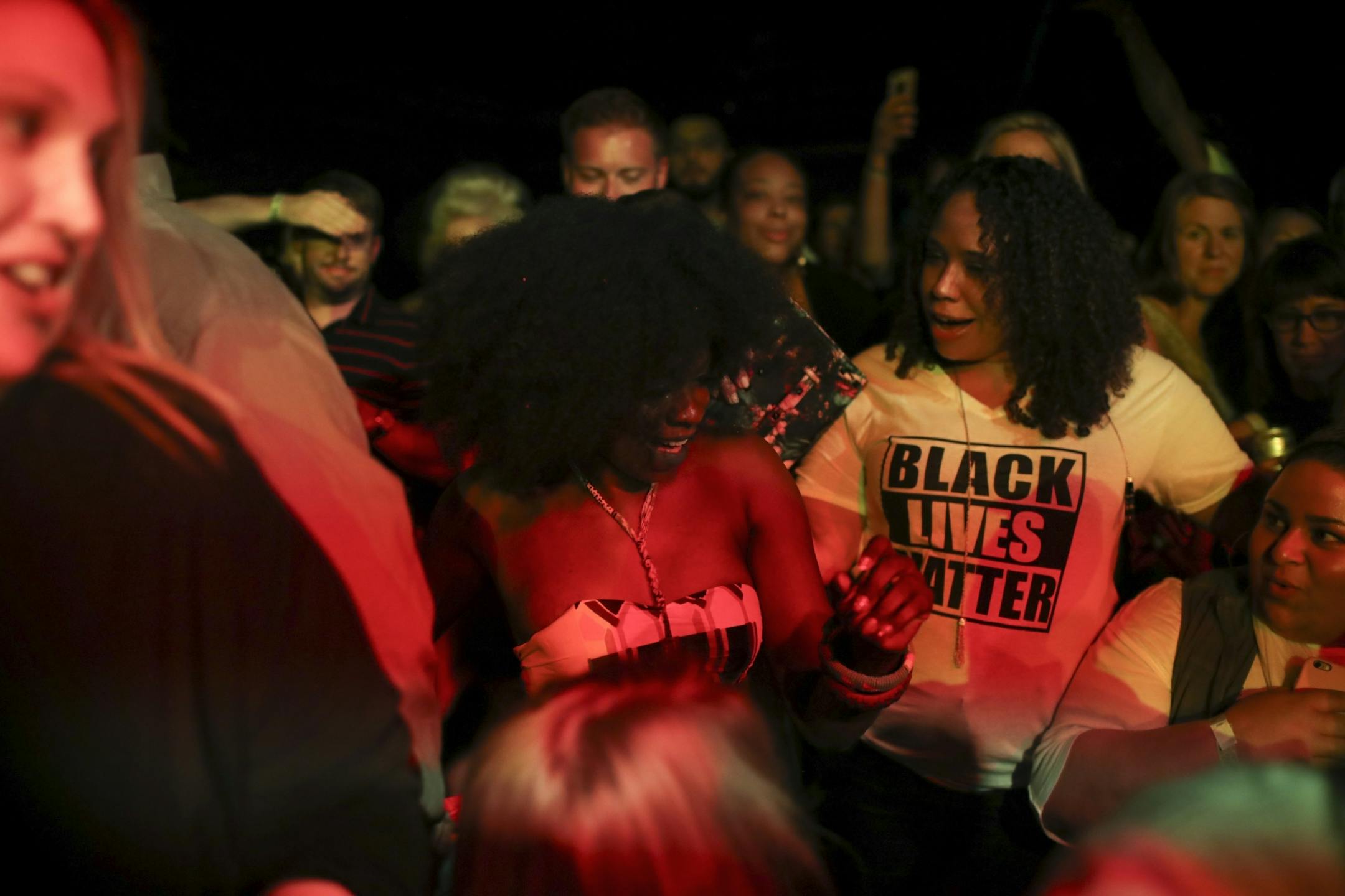 A dancer made her way through the crowd just before Lauryn Hill hit the First Ave. stage with her band early in her set Sunday night.