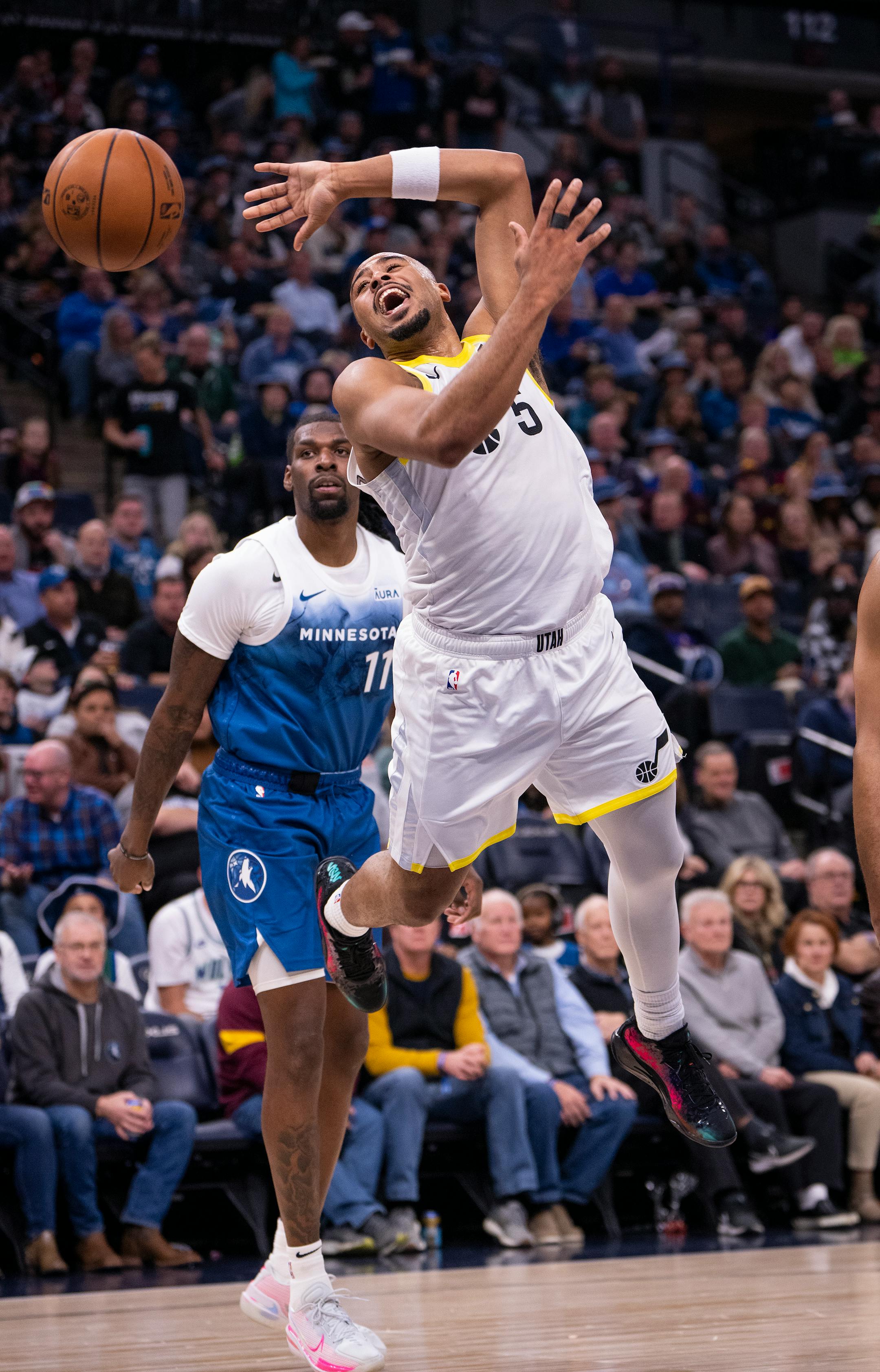 Utah Jazz guard Talen Horton-Tucker (5) shoots during the first half of the game.