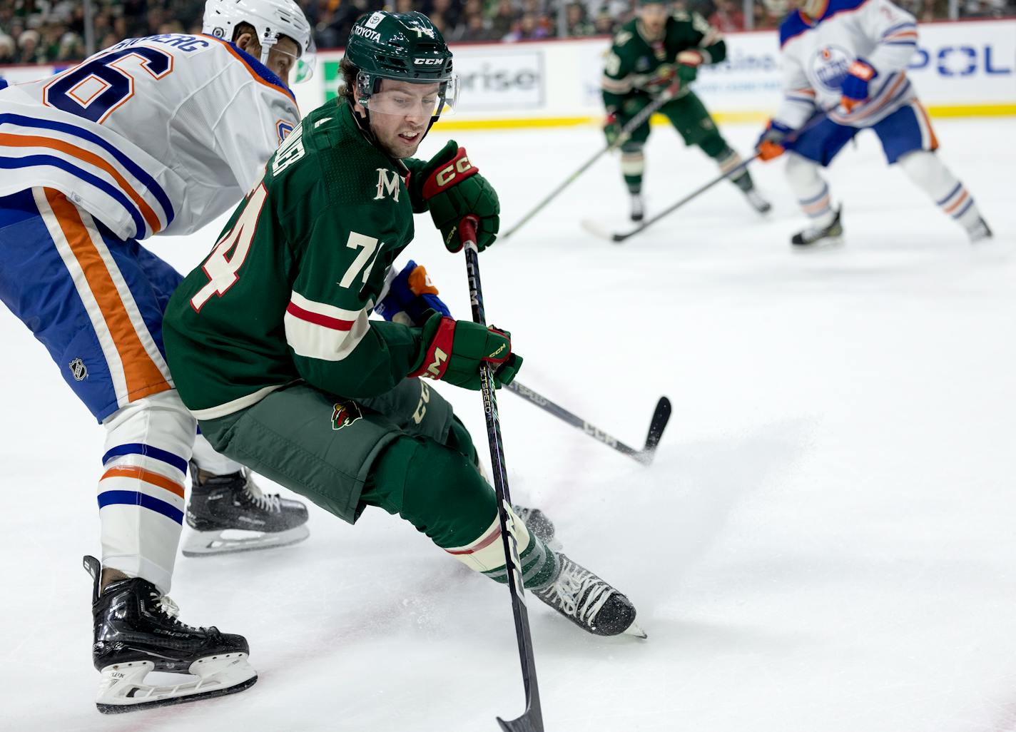 Samuel Walker (74) of the Minnesota Wild in the first period Monday, December 12, 2022, at Xcel Energy Center in St. Paul, Minn. ] CARLOS GONZALEZ • carlos.gonzalez@startribune.com.