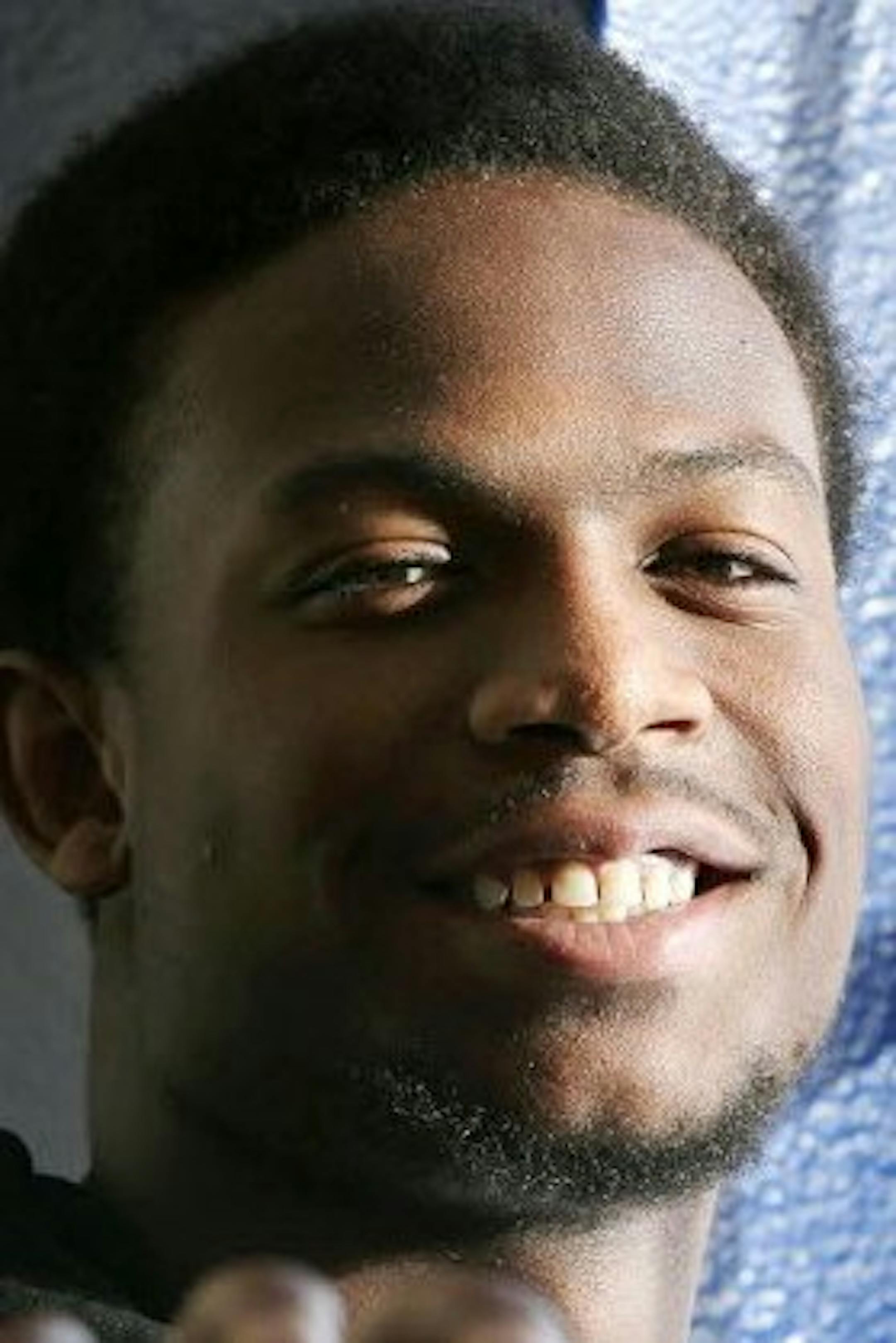 Gophers running back Jeff Jones