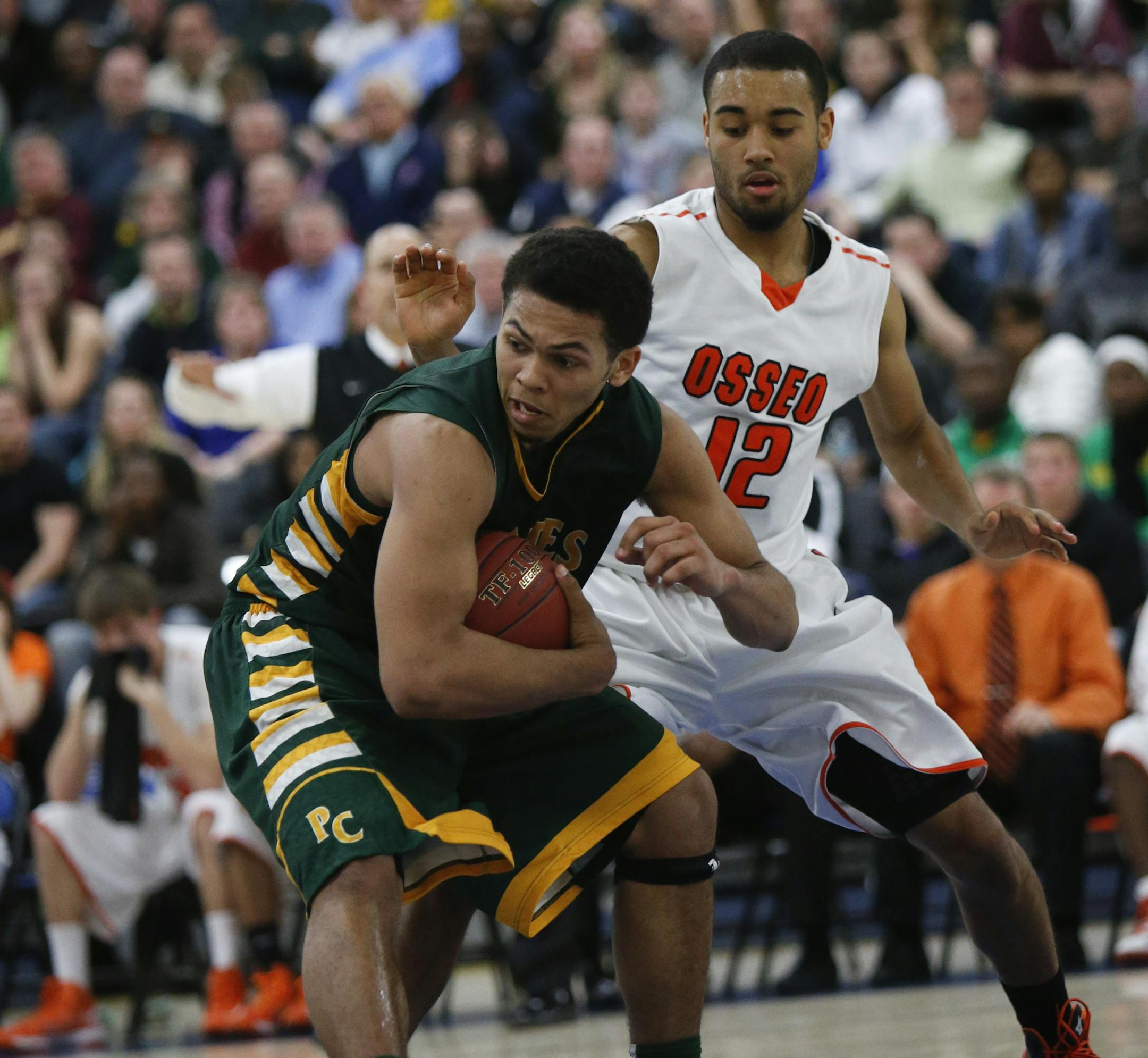 Park Center's Quinton Hooker controlled the inbound pass during th e last seconds of the sectional finals in Rogers, Min., Friday, March 15, 2013. Park Center won 73-71 over Osseo. ] (KYNDELL HARKNESS/STAR TRIBUNE) kyndell.harkness@startribune.com