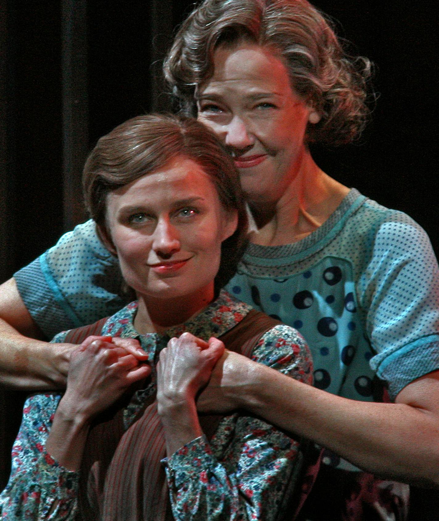 JIM GEHRZ &#x2022; jgehrz@startribune.com
Minneapolis, MN/January 19, 2007/3:00PM
Tony Award winning actress Harriet Harris (as Amanda, right) rehearses a scene from The Glass Menagerie with Tracey Maloney as Laura at the Guthrie Theater in downtown Minneapolis.