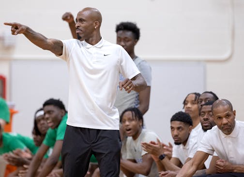 North basketball coach Ricky Davis, Wednesday, February 8, 2023, at Minneapolis North High School in Minneapolis, Minn. ] CARLOS GONZALEZ • carlos.gonzalez@startribune.com.