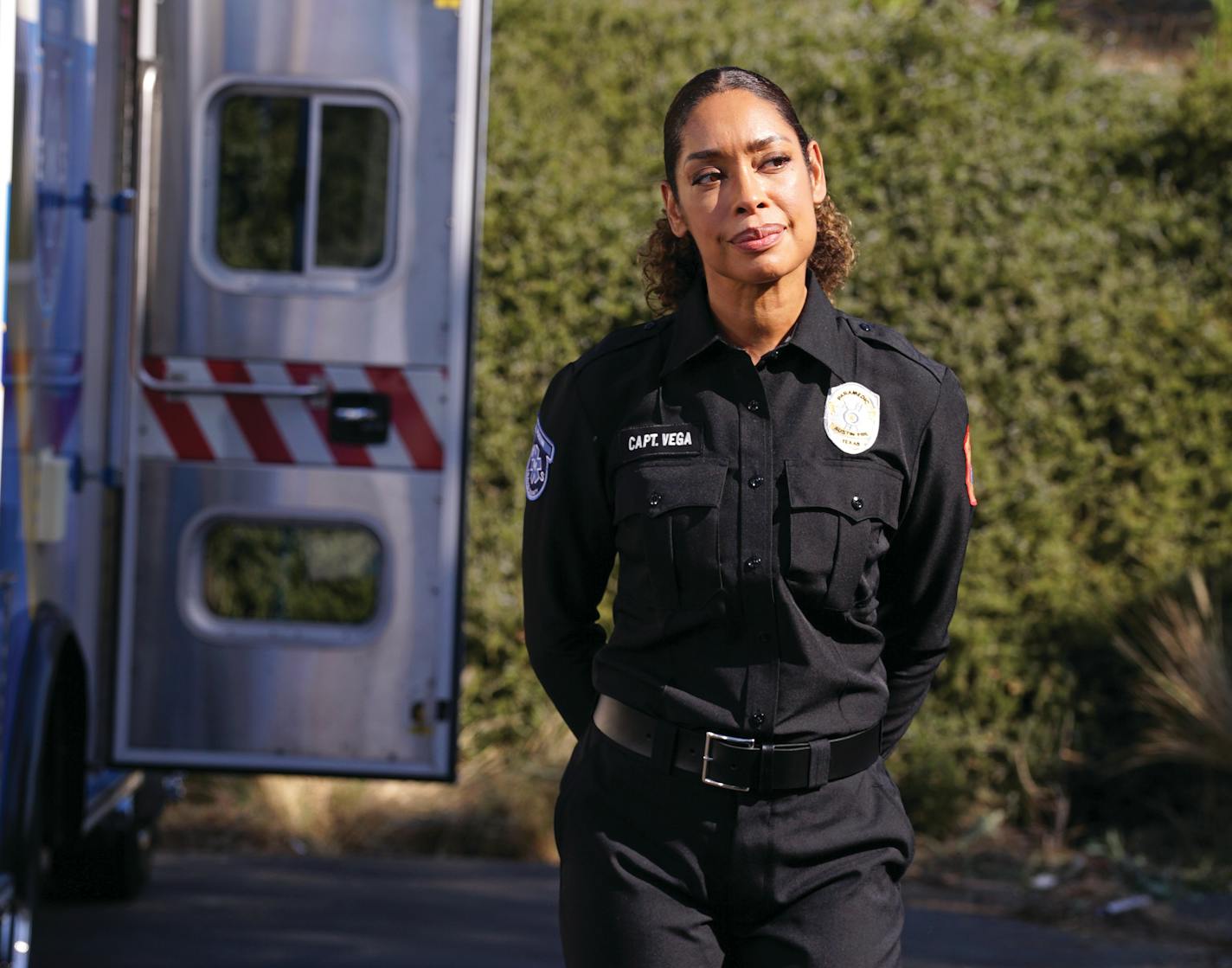 FOR USE WITH FYI_TV CONTENT ONLY. 9-1-1: LONE STAR: Gina Torres in the ÒBack in the SaddleÓ season premiere episode of 9-1-1: LONE STAR airing Monday, Jan. 18 (9:01-10:00 PM ET/PT) on FOX. © 2021 Fox Media LLC. CR: Kevin Estrada/FOX.