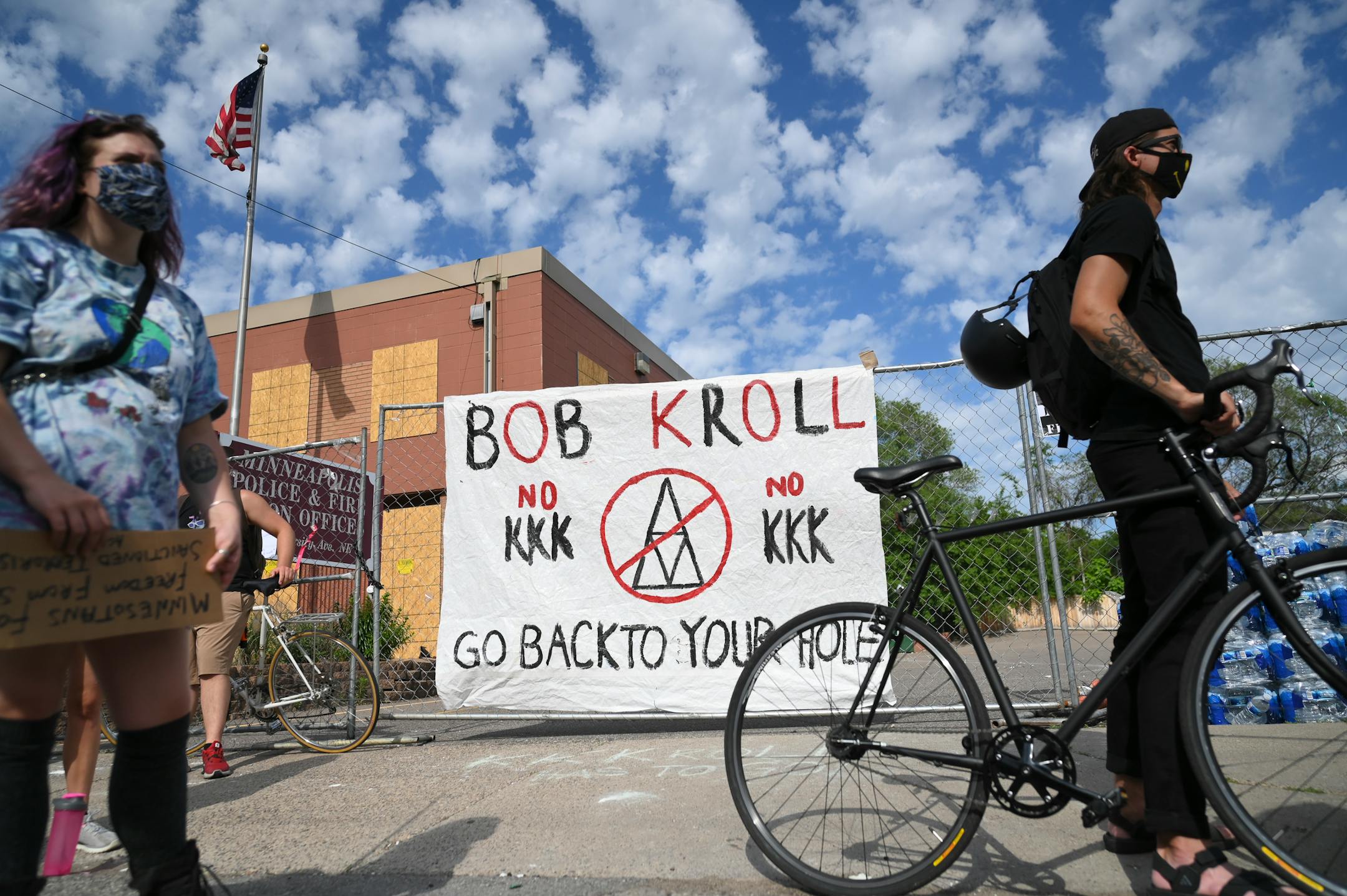 Anti-Bob Kroll signs outside the union headquarters. ]
aaron.lavinsky@startribune.com Protesters took part in a "Bob KKKroll Must Go!" rally against the Minneapolis Police Union and its president outside the union headquarters on Friday, June 12, 2020 in Minneapolis, Minn.