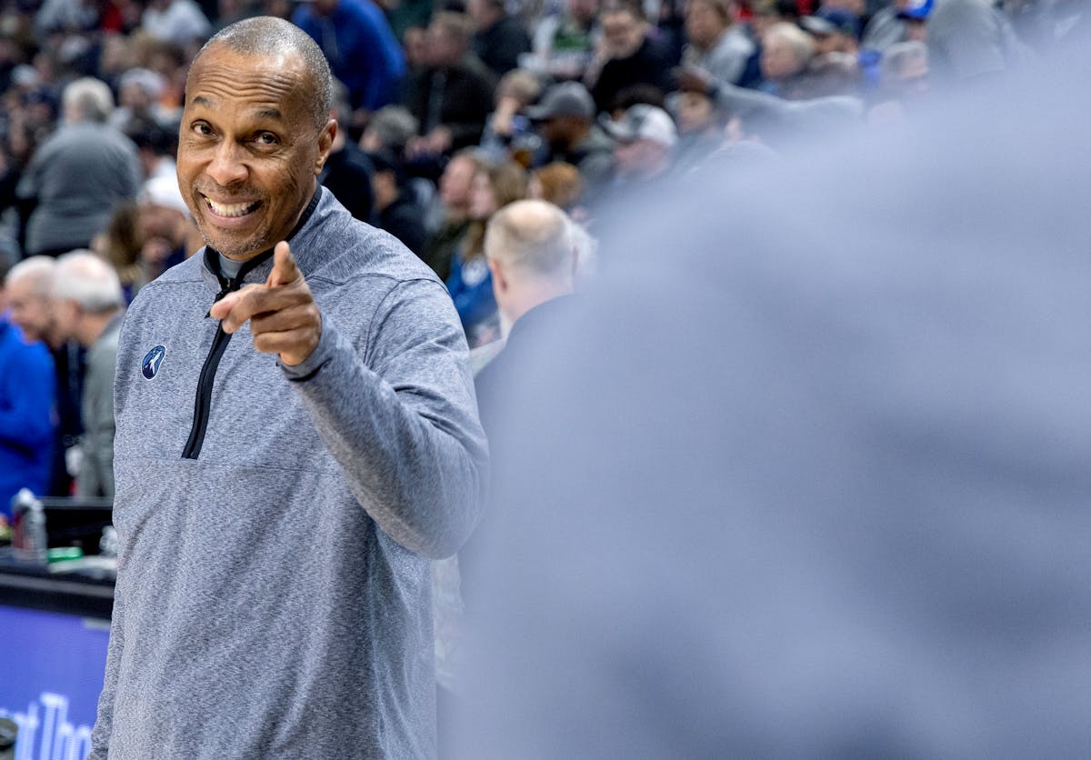 Wolves assistant coach Elston Turner, who  helped improve the team’s defense, gestured during a March game at Target Center.