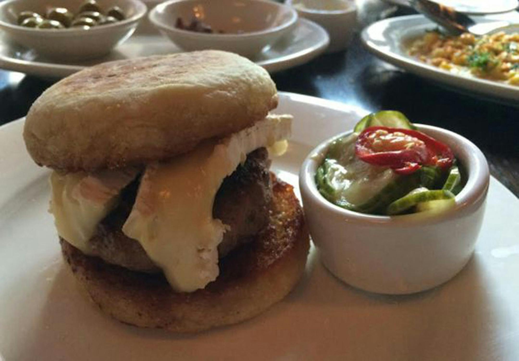 Burger Friday, 112 Eatery