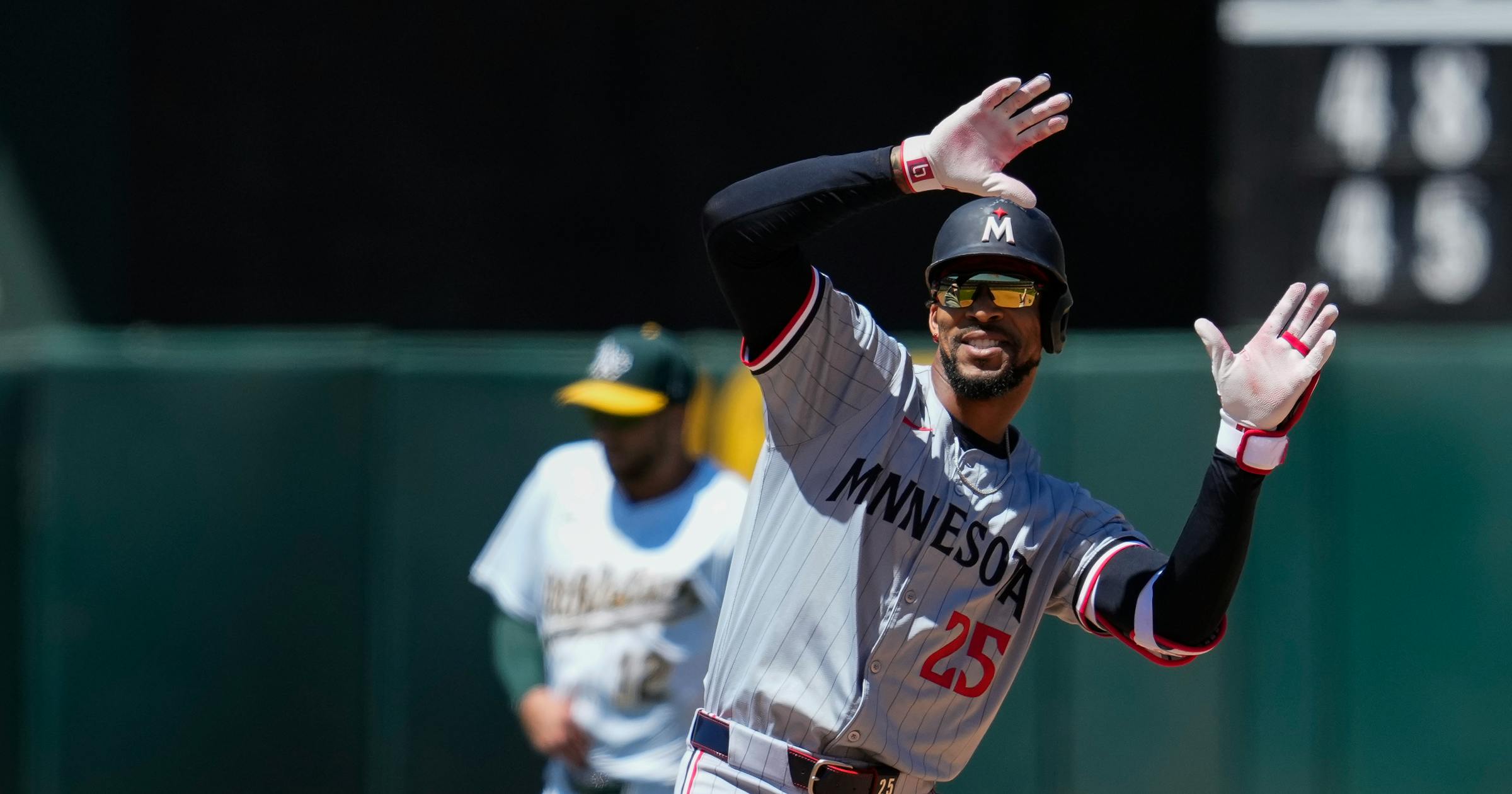 Pablo López carries on Twins starters’ streak of rarely allowing walks Pablo López carries on Twins starters’ streak of rarely allowing walks