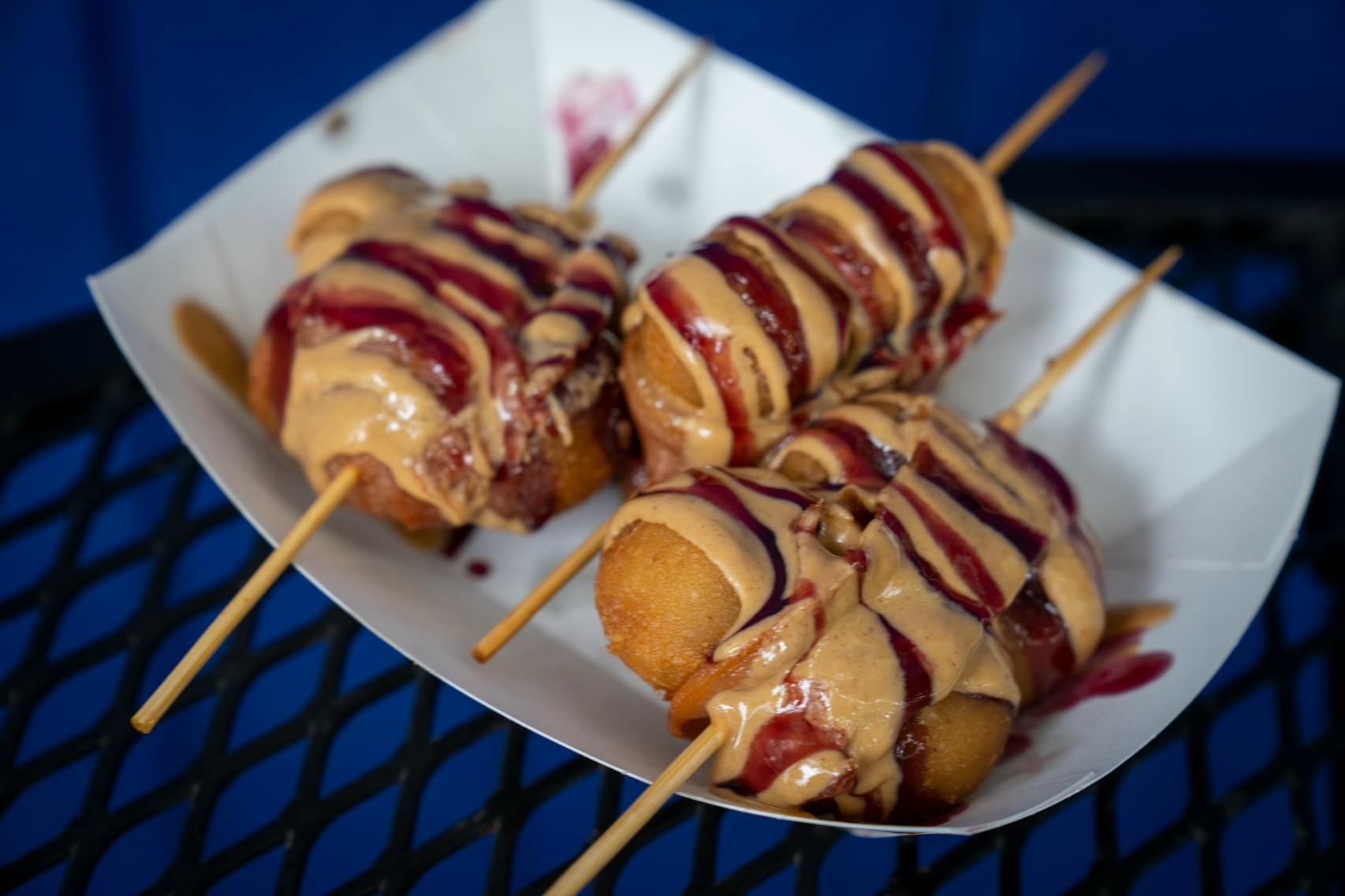 Donut delights from Coasters. The new foods of the 2023 Minnesota State Fair photographed on the first day of the fair in Falcon Heights, Minn. on Tuesday, Aug. 8, 2023. ] LEILA NAVIDI • leila.navidi@startribune.com