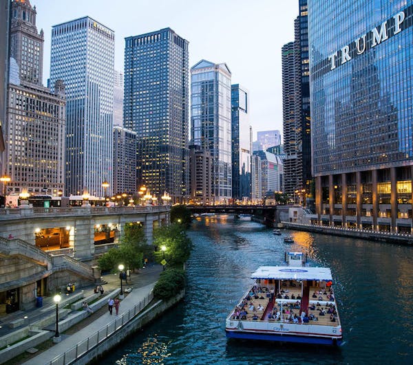 A Shoreline Sightseeing boat floats along the Chicago River during an architecture boat tour on June 28, 2018, in Chicago. (Courtney Pedroza/Chicago T