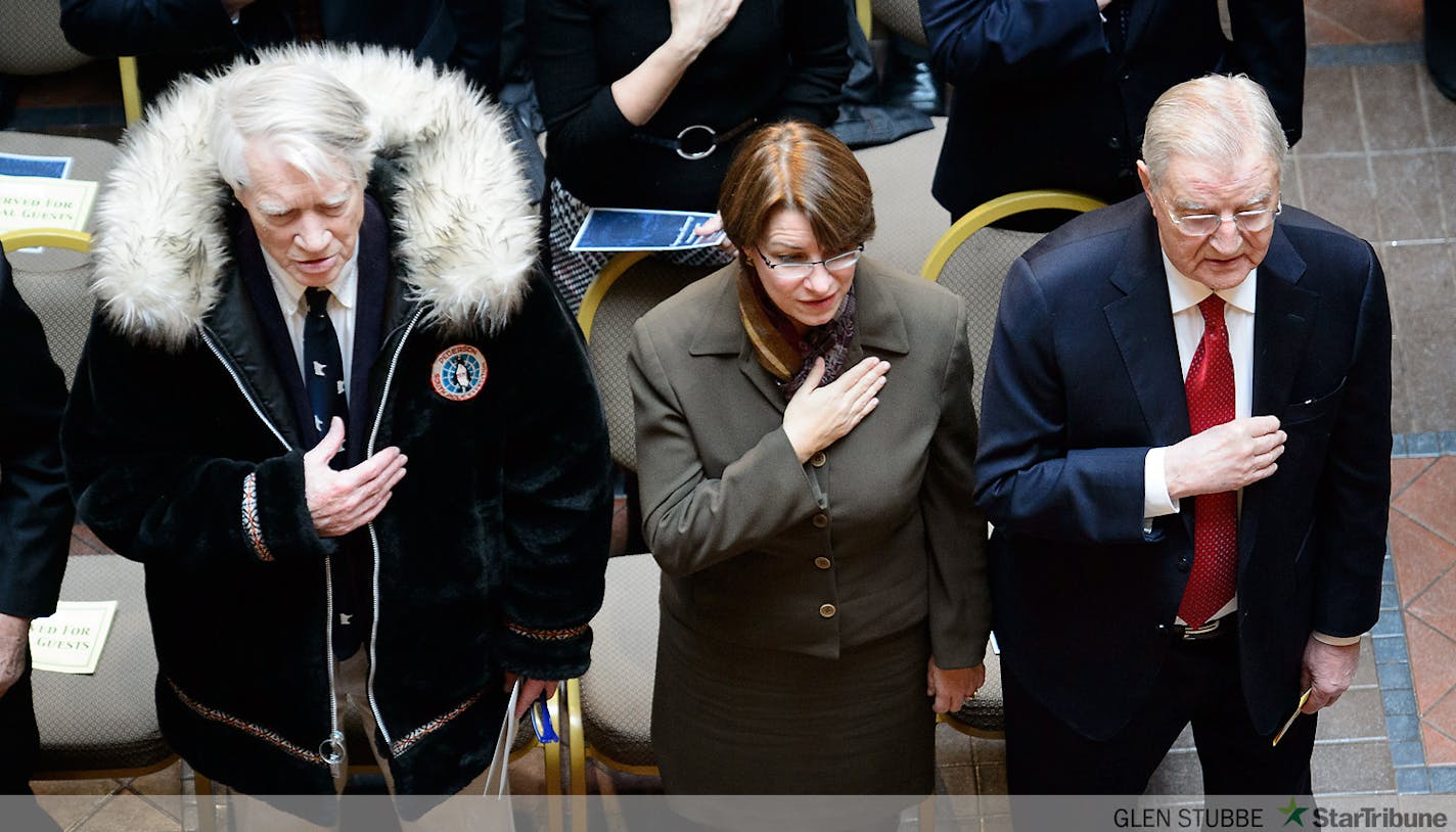 Former Governor Wendell Anderson, Senator Amy Klobuchar, Former Vice President Walter Mondale.       ]   GLEN STUBBE * gstubbe@startribune.com   Monday January 5,  2015   Next Monday, January 5, Governor Mark Dayton and Lt. Governor-Elect Tina Smith will take the oath of office at an official inauguration ceremony beginning at 12:00pm at the Landmark Center in St. Paul.  138026