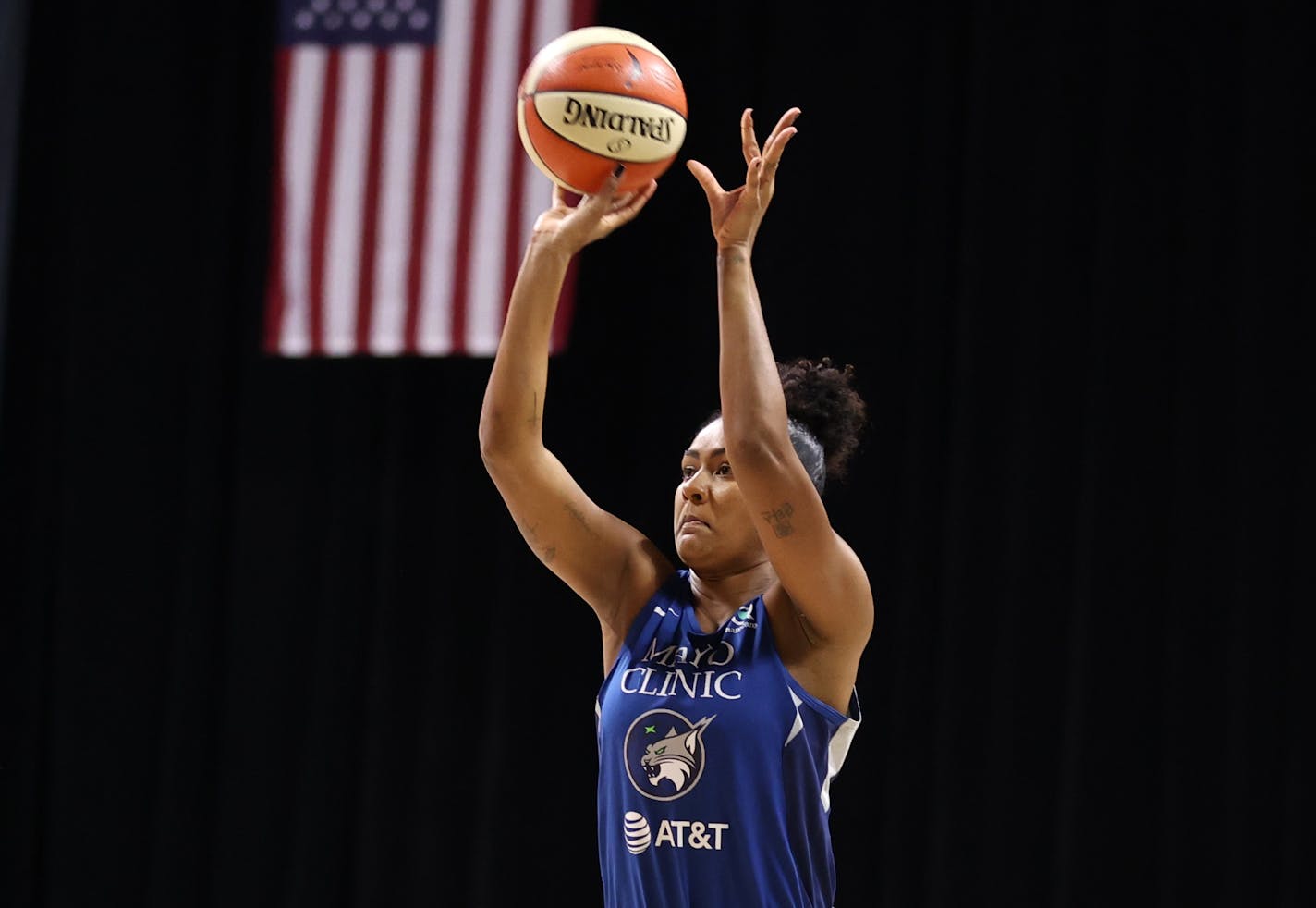 PALMETTO, FL - AUGUST 28: Damiris Dantas #12 of the Minnesota Lynx shoots the ball against the Atlanta Dream on August 28, 2020 at Feld Entertainment Center in Palmetto, Florida. NOTE TO USER: User expressly acknowledges and agrees that, by downloading and/or using this Photograph, user is consenting to the terms and conditions of the Getty Images License Agreement. Mandatory Copyright Notice: Copyright 2020 NBAE (Photo by Stephen Gosling/NBAE via Getty Images) ORG XMIT: 775540669