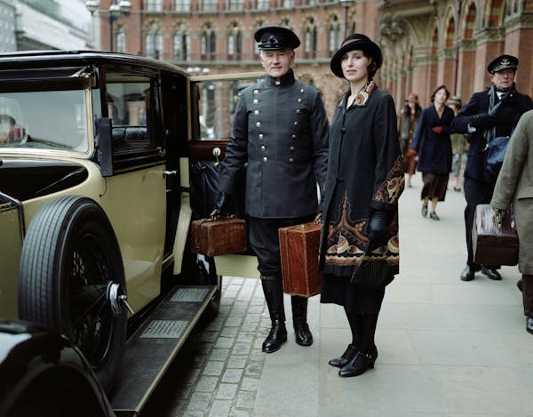 Downton Abbey, Season 4 Premieres Sunday, January 5, 2014 at 9pm ET on PBS Shown: Laura Carmichael as Lady Edith &#xac;&#xa9; Nick Briggs/Carnival Fil