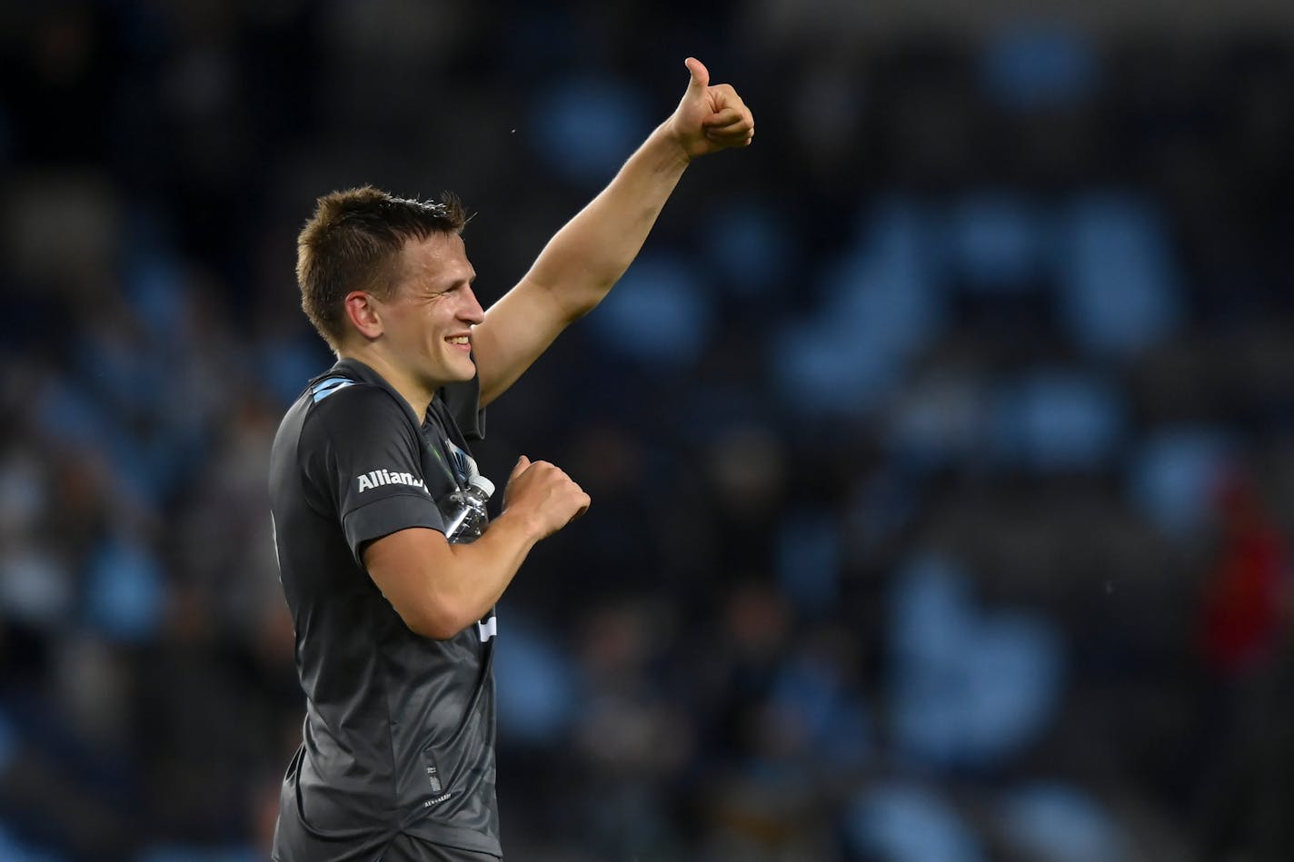 Minnesota United midfielder Robin Lod gives a thumbs-up to fans after the team's MLS soccer match against FC Dallas on Saturday, May 15, 2021, in St. Paul, Minn. (Aaron Lavinsky/Star Tribune via AP)