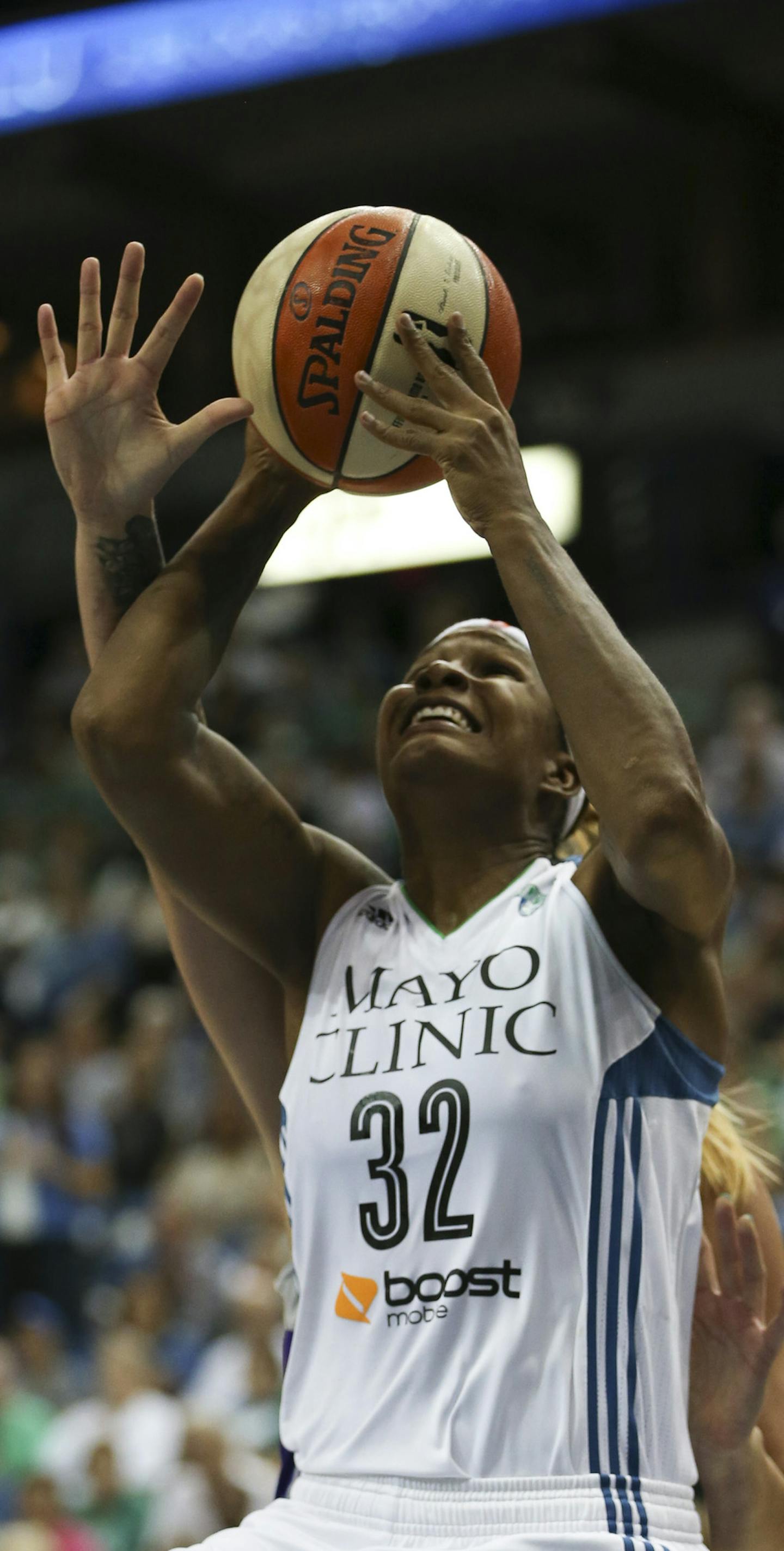 Lynx forward Rebekkah Brunson (32) put up a second quarter shot Thursday night at Target Center. ] JEFF WHEELER &#xef; jeff.wheeler@startribune.com The Minnesota Lynx began their Western Conference Final series with the Phoenix Mercury in an WNBA game Thursday night at Target Center in Minneapolis. They led 35-32 at the half.