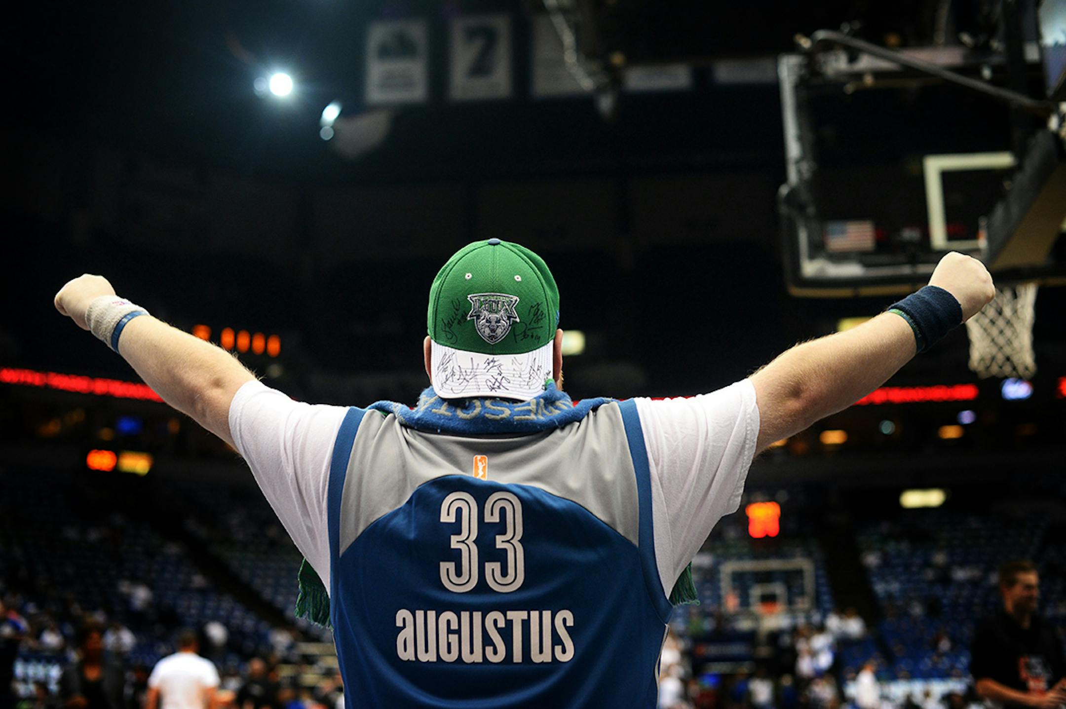 Colin Titcomb, of Plymouth, gestured to Lynx players during pre-game warmups Wednesday.