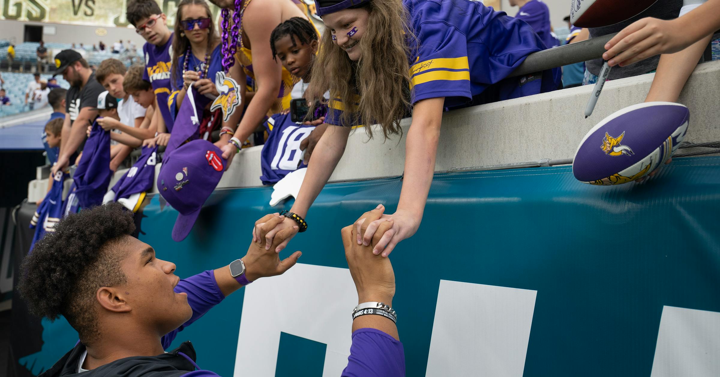 Live: Vikings make rare trip to Jacksonville to play the Jaguars Live: Vikings make rare trip to Jacksonville to play the Jaguars