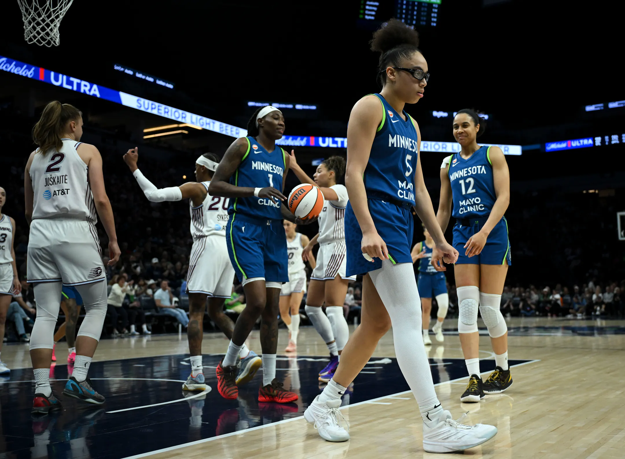 Olivia Miles breaks Caitlin Clark’s rookie record — and sends a message